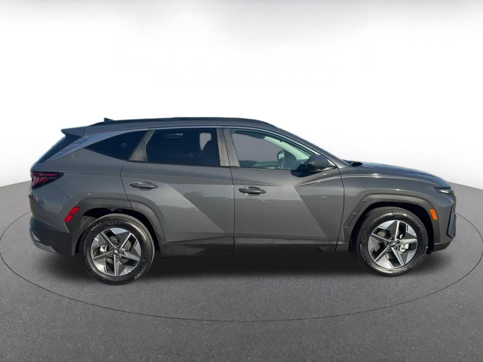 Thumbnail: 2025 Hyundai Tucson - 16