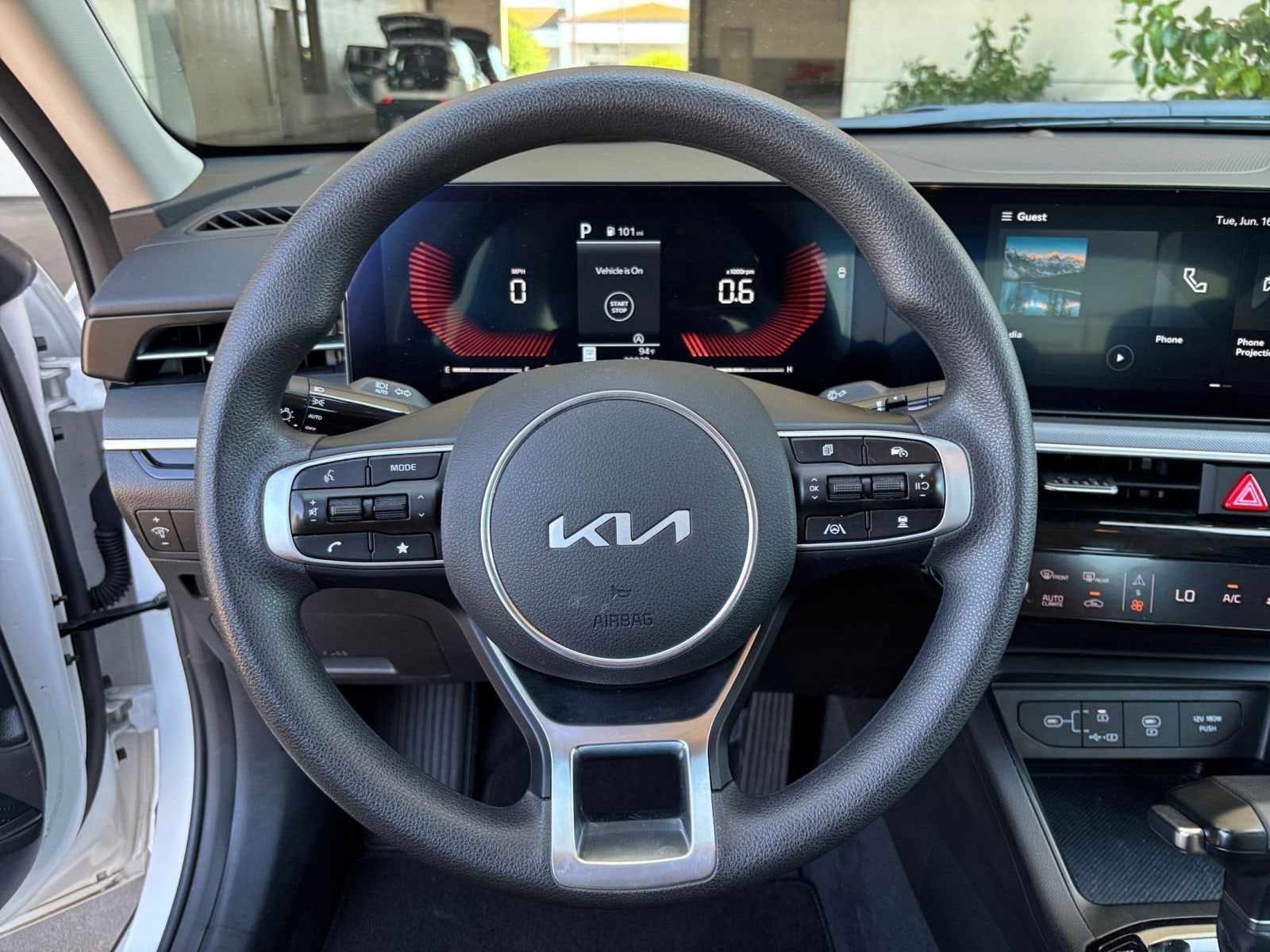 Thumbnail: 2025 Kia K5 - 27