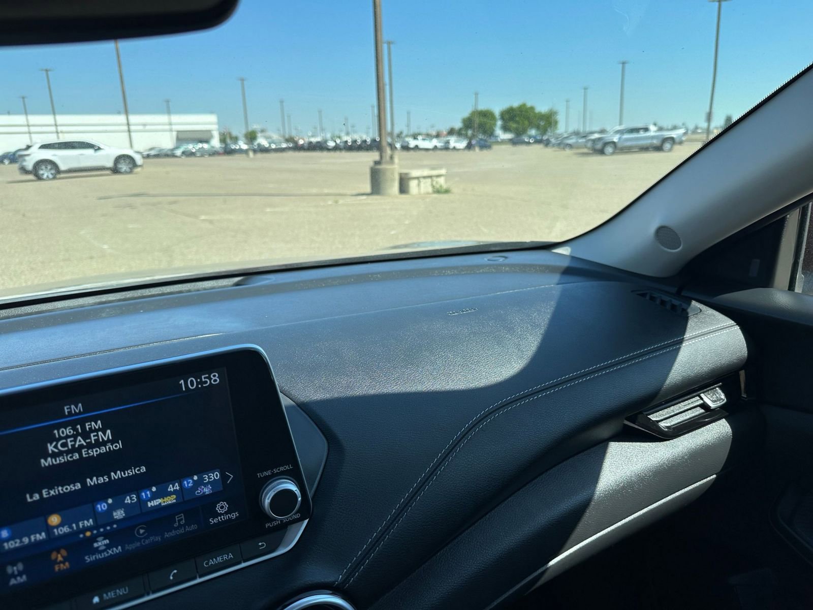 Thumbnail: 2025 Nissan Sentra - 34