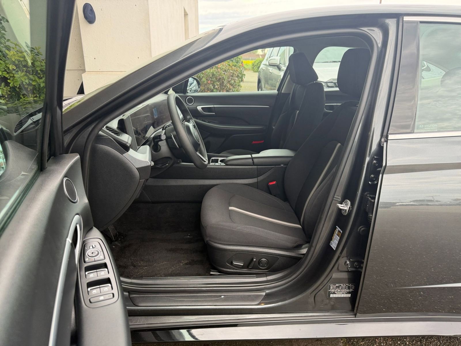 Thumbnail: 2025 Hyundai Sonata - 28