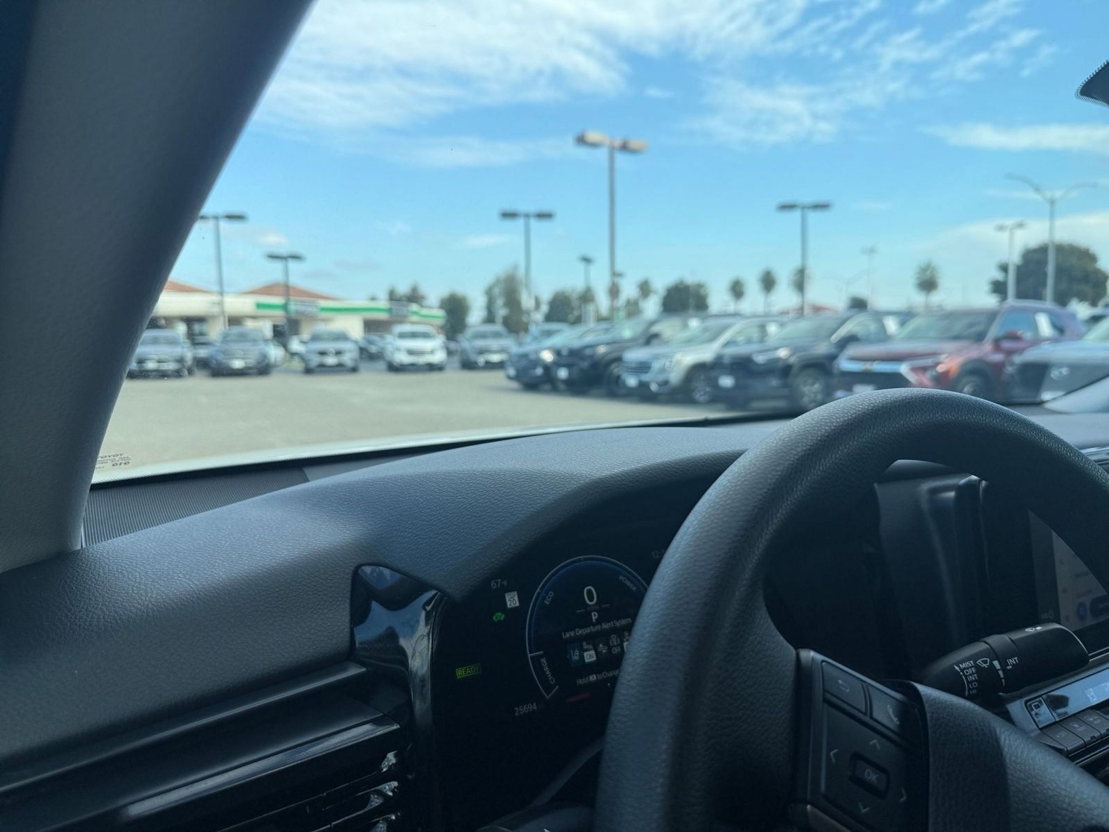 Thumbnail: 2025 Toyota Camry - 33