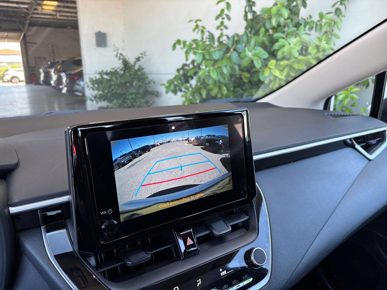 Thumbnail: 2025 Toyota Corolla - 22