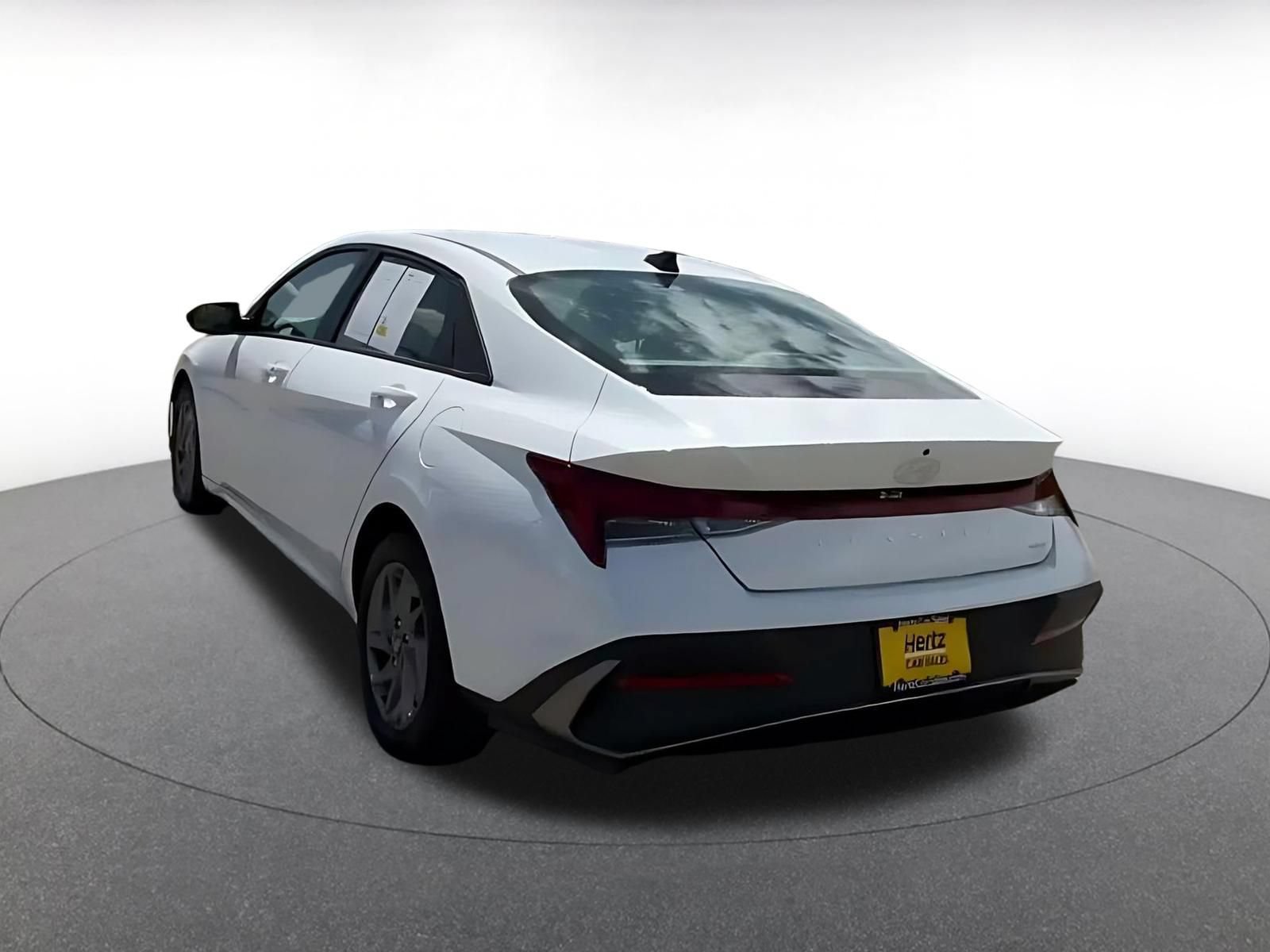 Thumbnail: 2026 Hyundai Elantra - 10