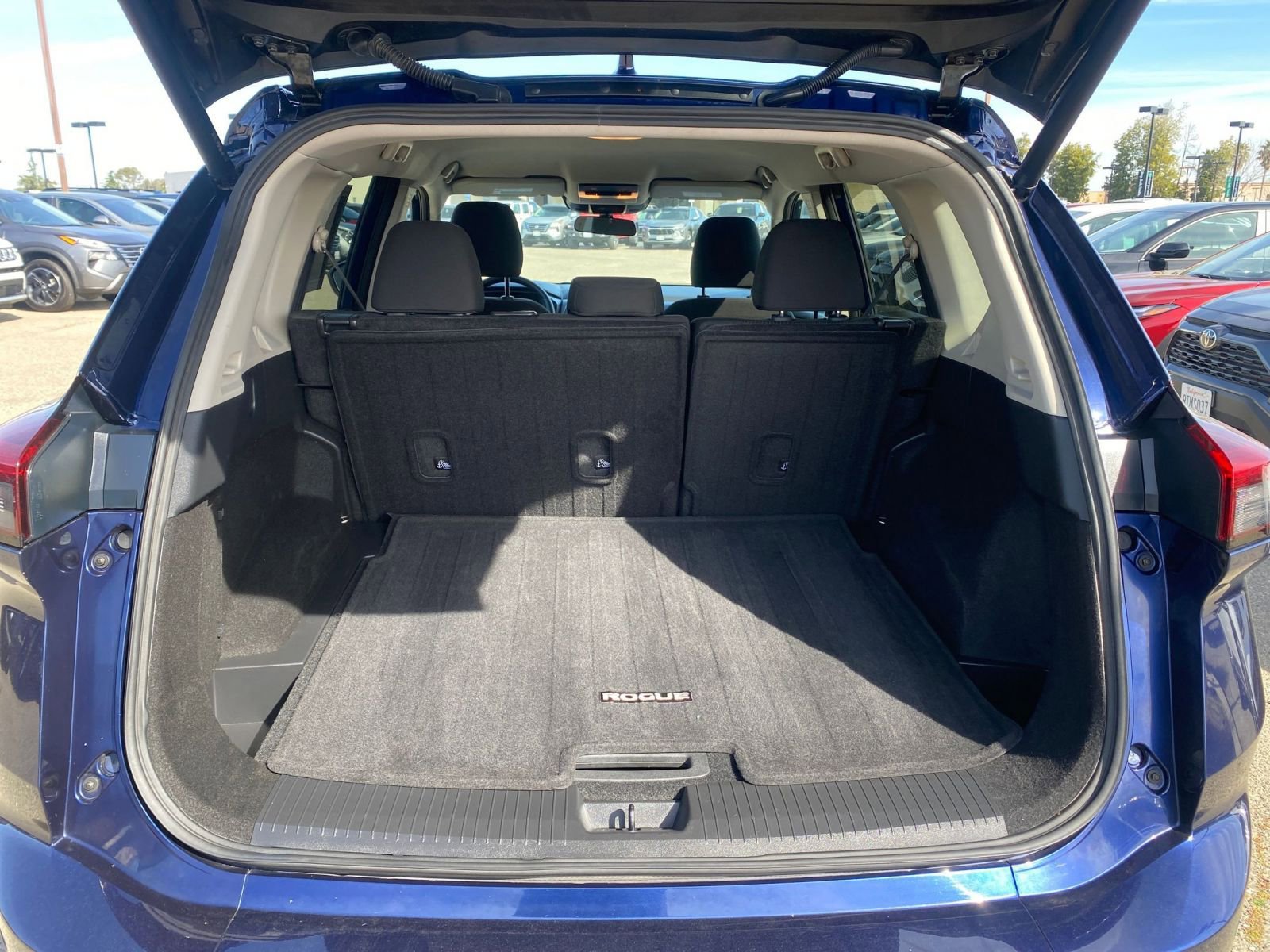 Thumbnail: 2025 Nissan Rogue - 33