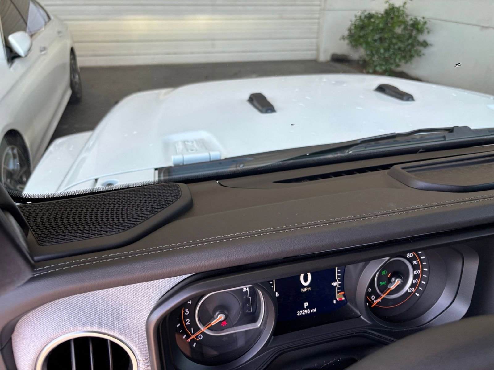 Thumbnail: 2025 Jeep Wrangler - 34