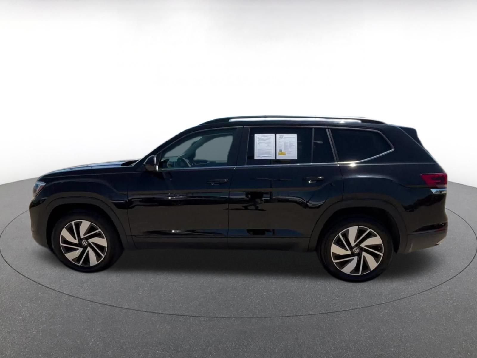 Thumbnail: 2026 Volkswagen Atlas - 9