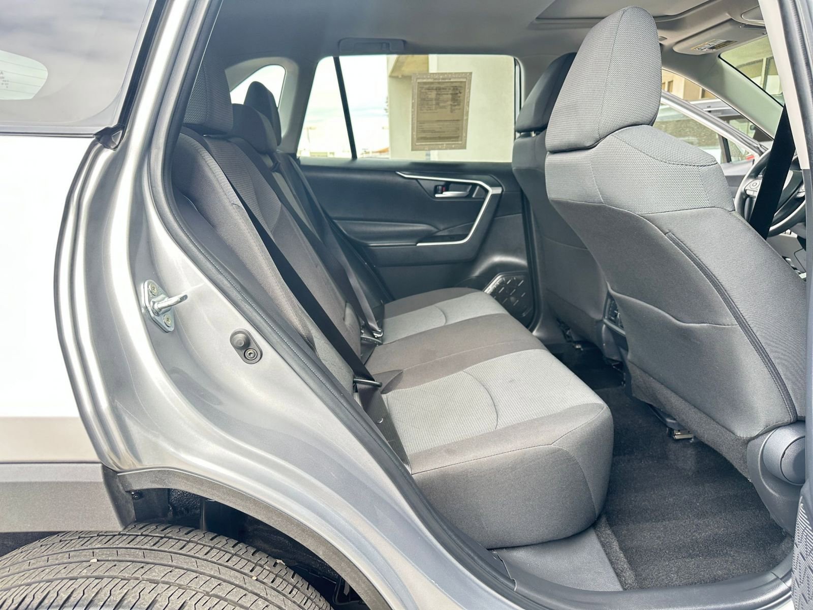 Thumbnail: 2025 Toyota RAV4 - 25