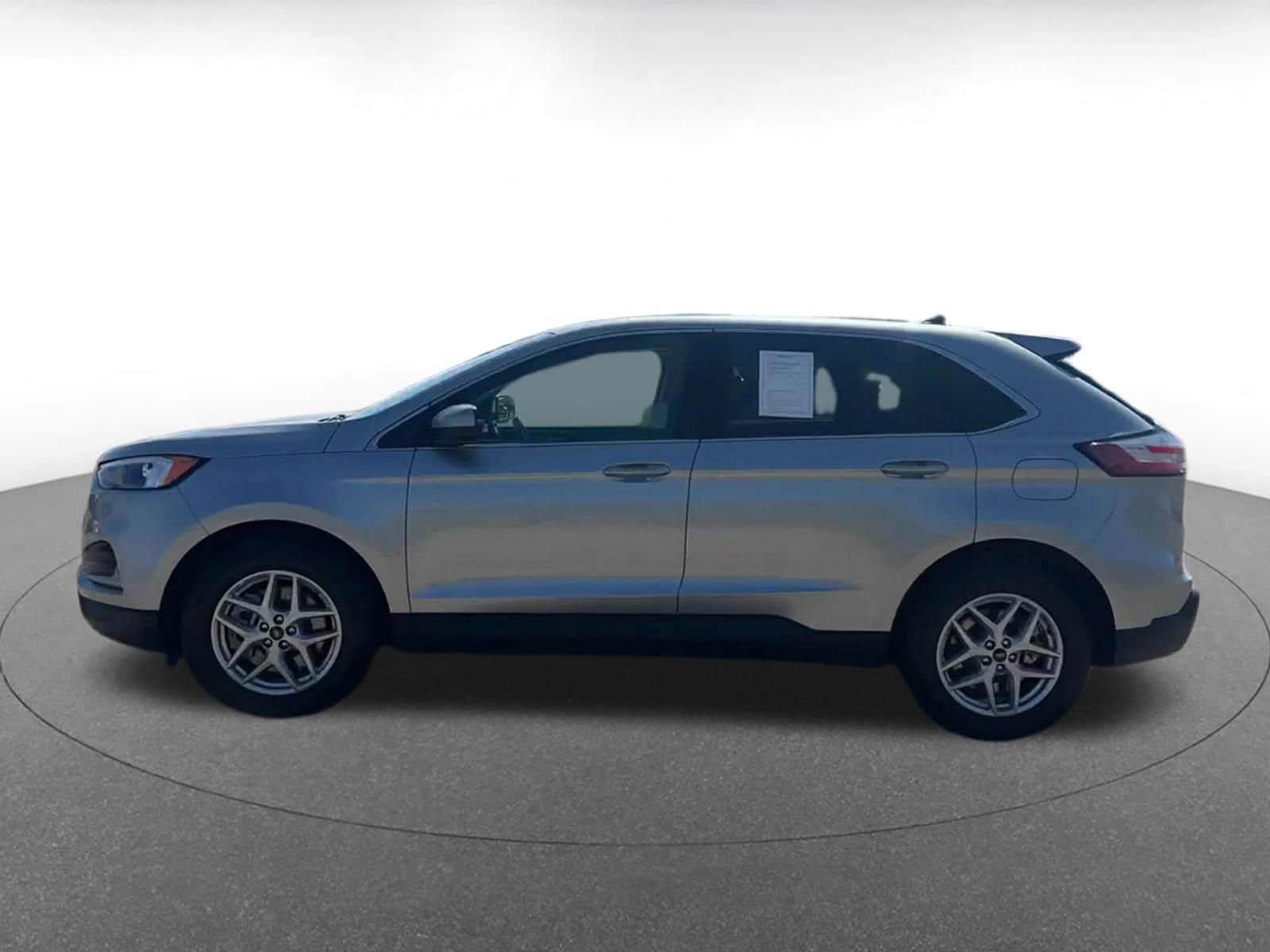 Thumbnail: 2023 Ford Edge - 9