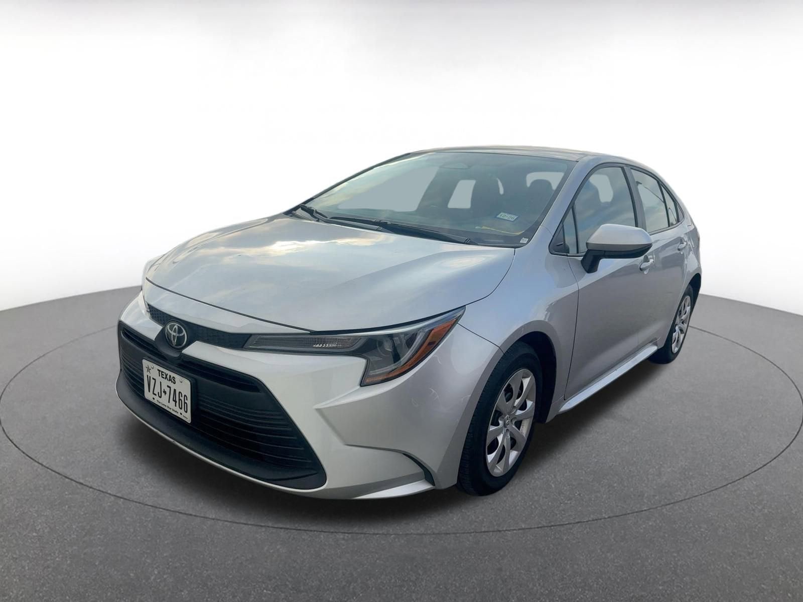 Thumbnail: 2025 Toyota Corolla - 2