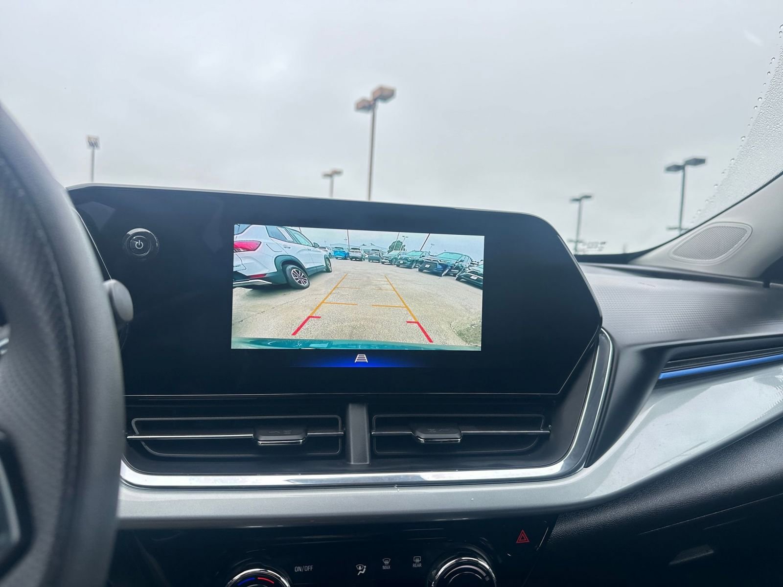 Thumbnail: 2025 Chevrolet Trax - 17