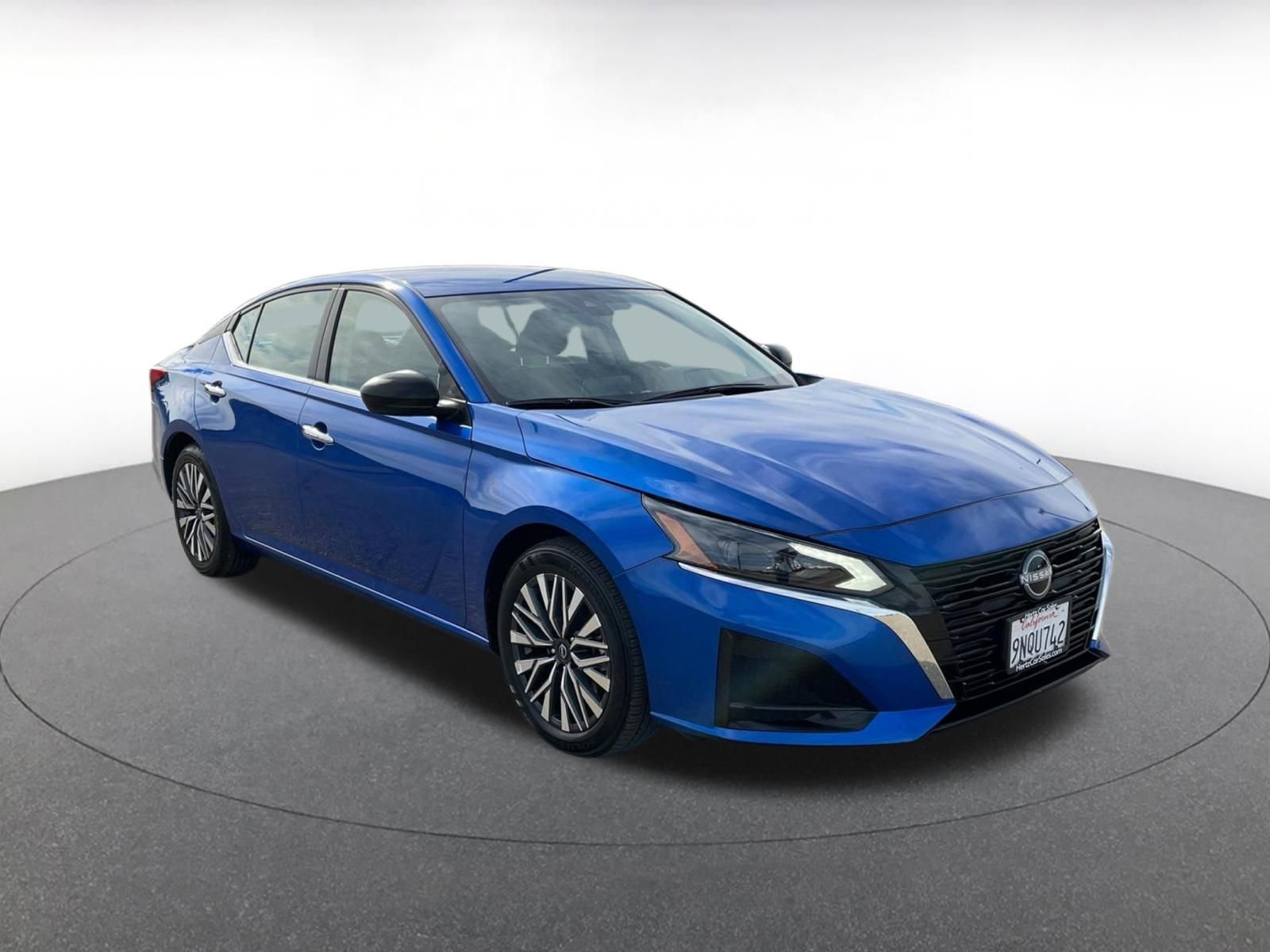 Thumbnail: 2025 Nissan Altima - 1