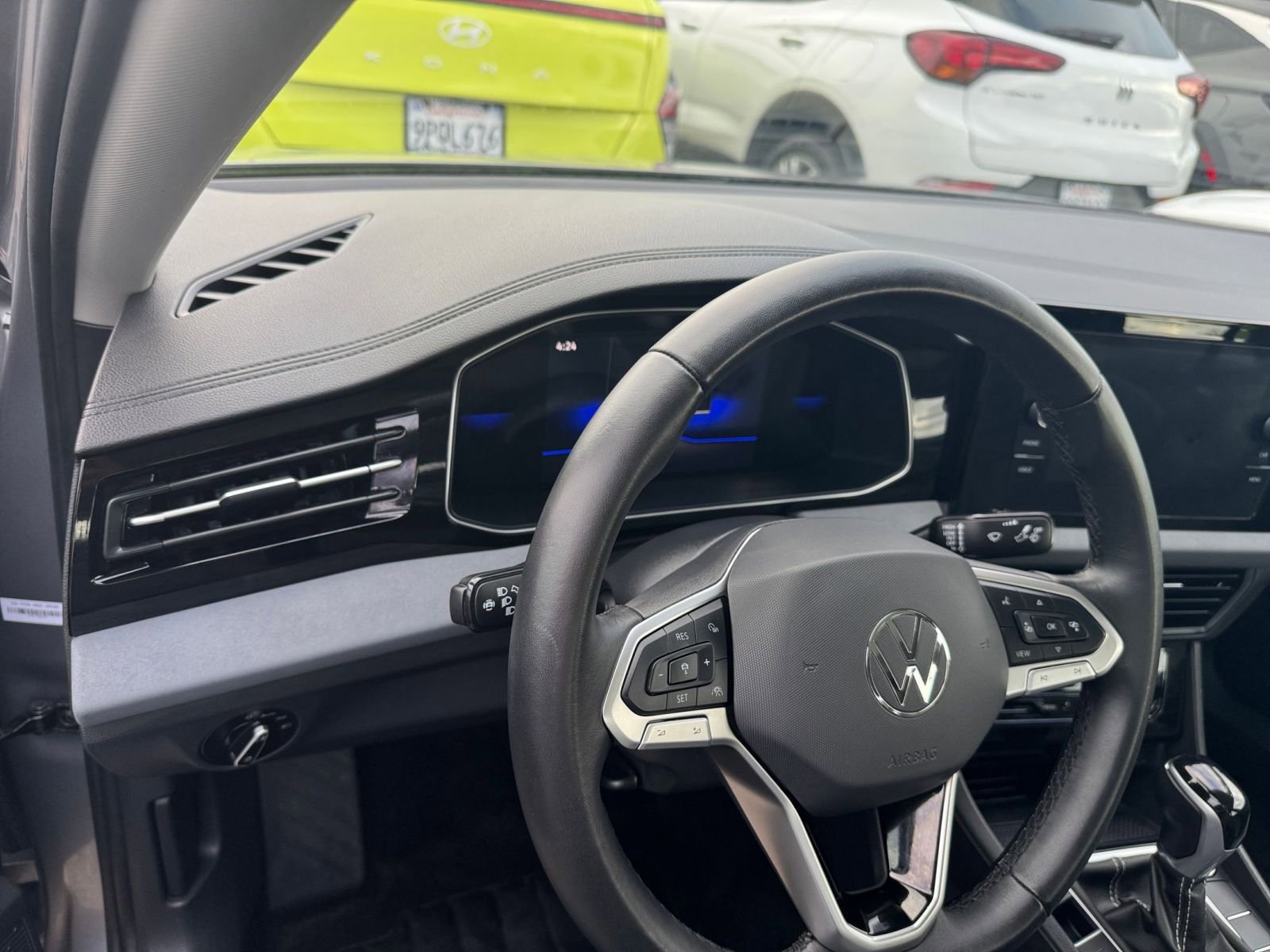 Thumbnail: 2025 Volkswagen Jetta - 34