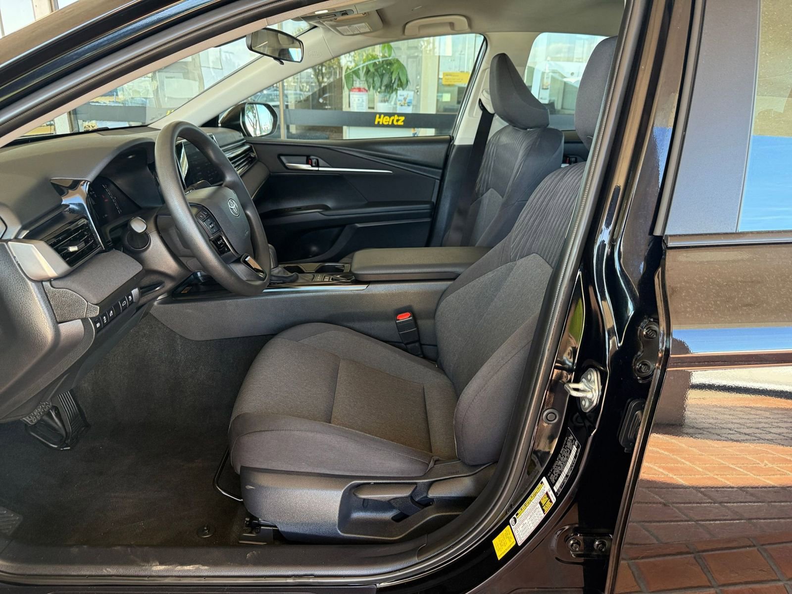 Thumbnail: 2025 Toyota Camry - 25