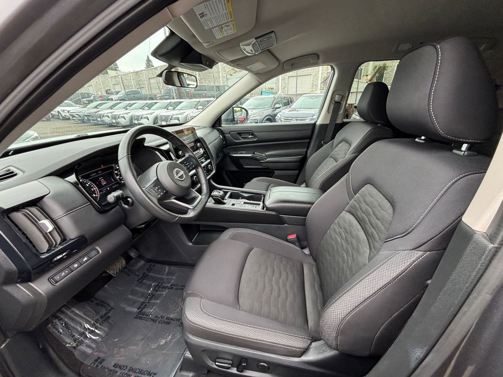 Thumbnail: 2025 Nissan Pathfinder - 29