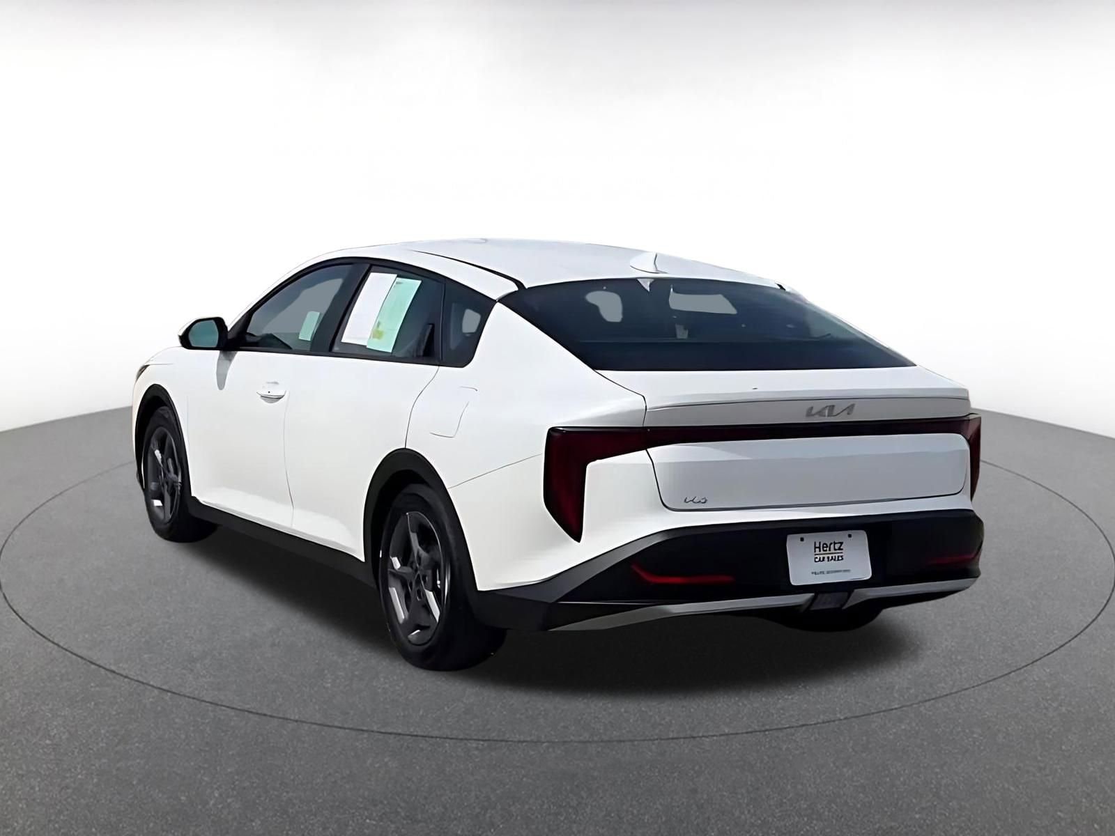 Thumbnail: 2025 Kia K4 - 3