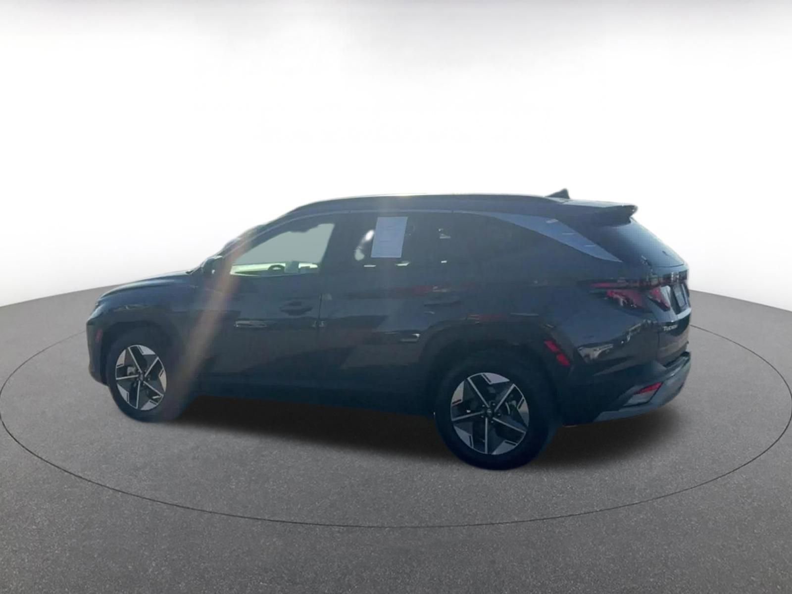 Thumbnail: 2025 Hyundai Tucson - 10