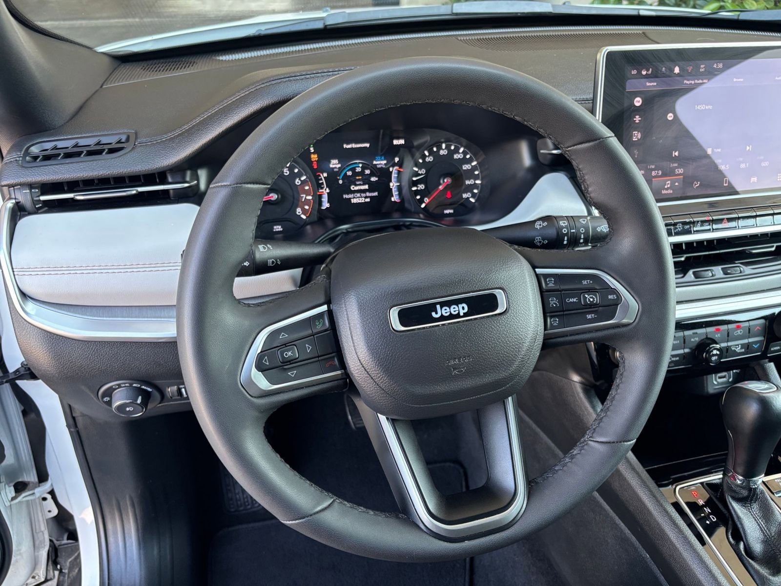 Thumbnail: 2025 Jeep Compass - 29