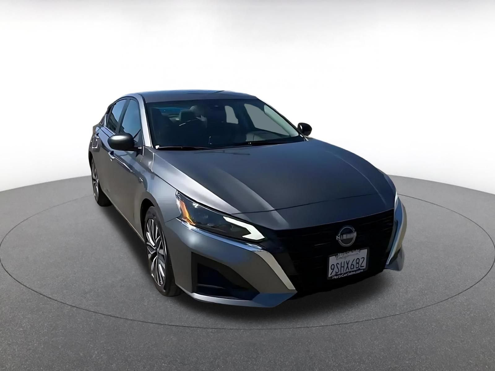 Thumbnail: 2025 Nissan Altima - 3