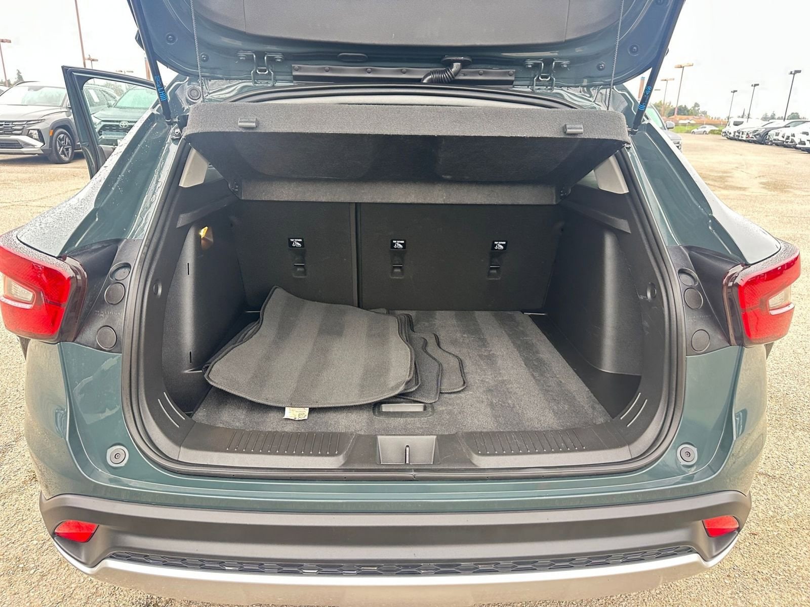 Thumbnail: 2025 Chevrolet Trax - 31