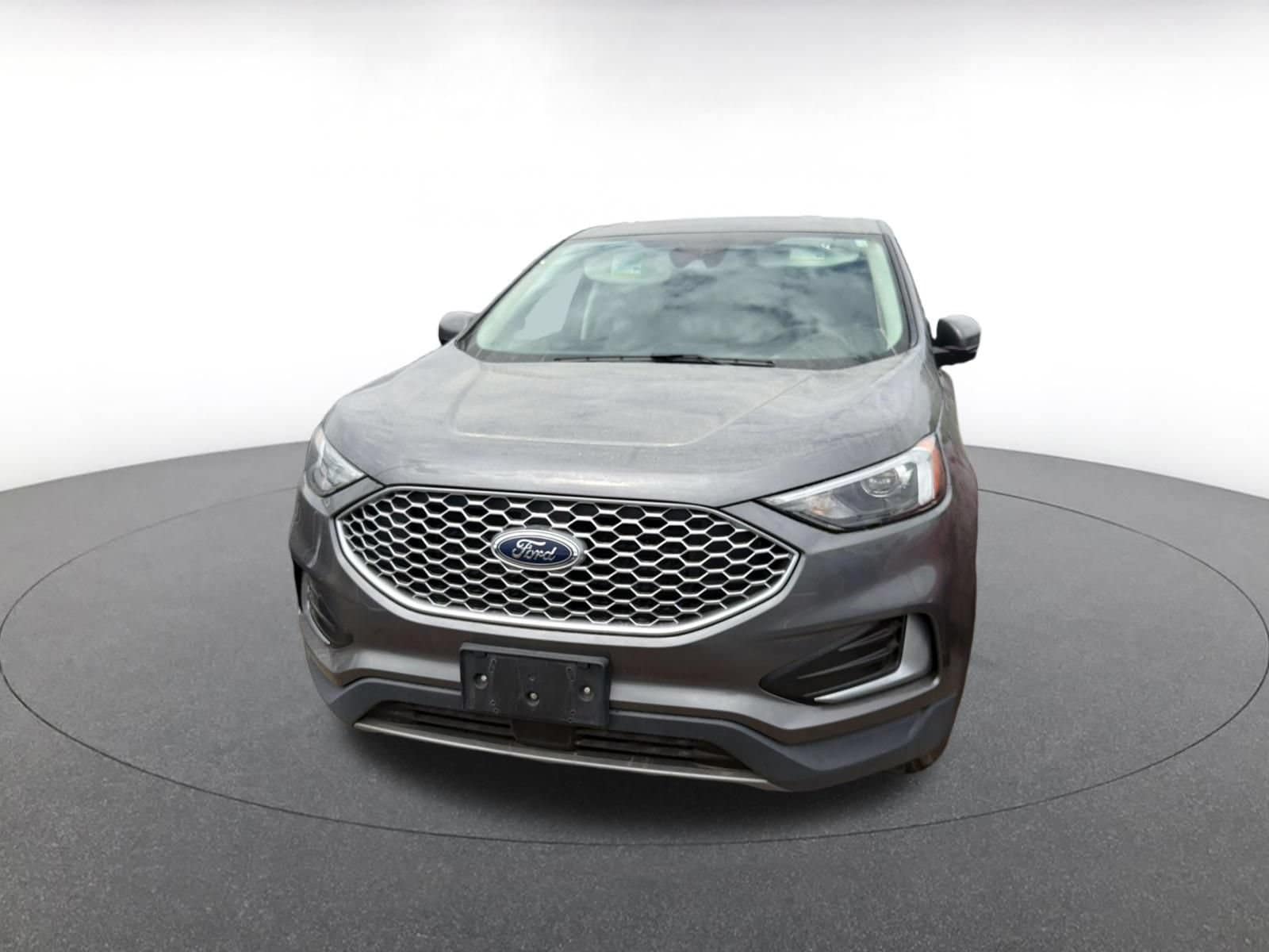 Thumbnail: 2024 Ford Edge - 3