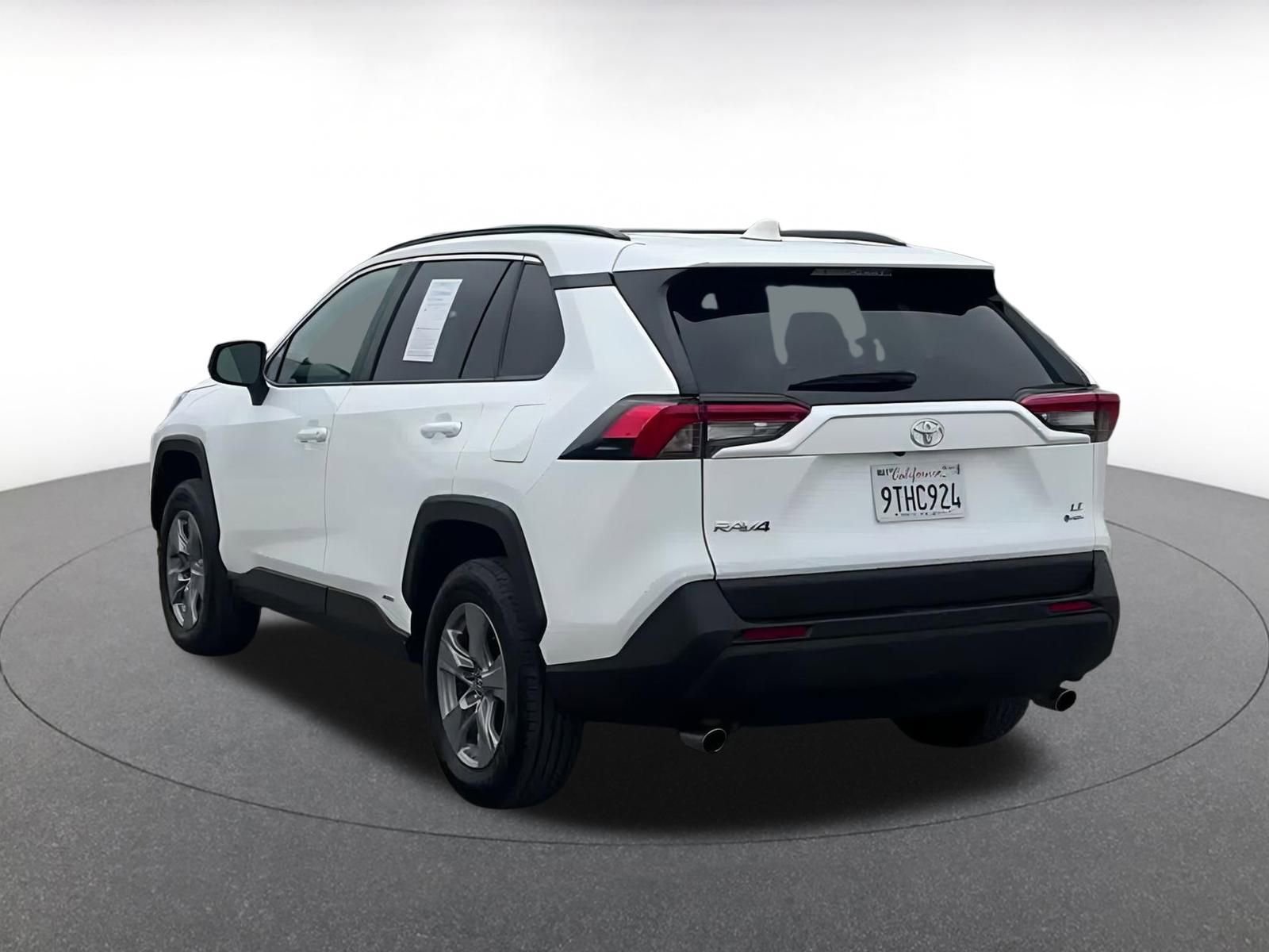 Thumbnail: 2025 Toyota RAV4 - 11