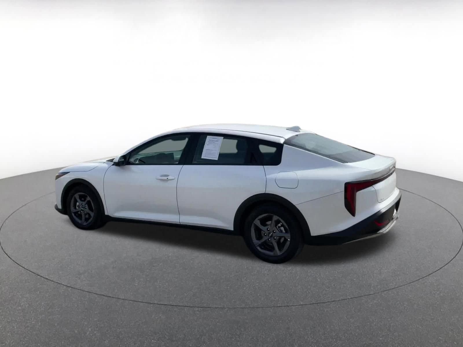 Thumbnail: 2025 Kia K4 - 10