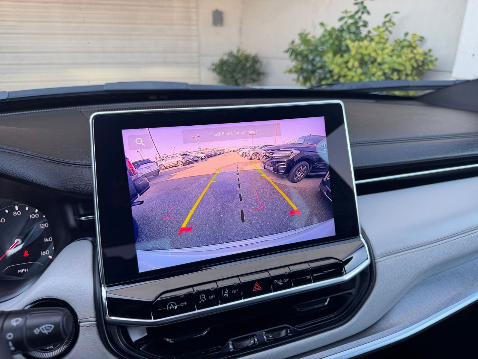 Thumbnail: 2025 Jeep Compass - 24