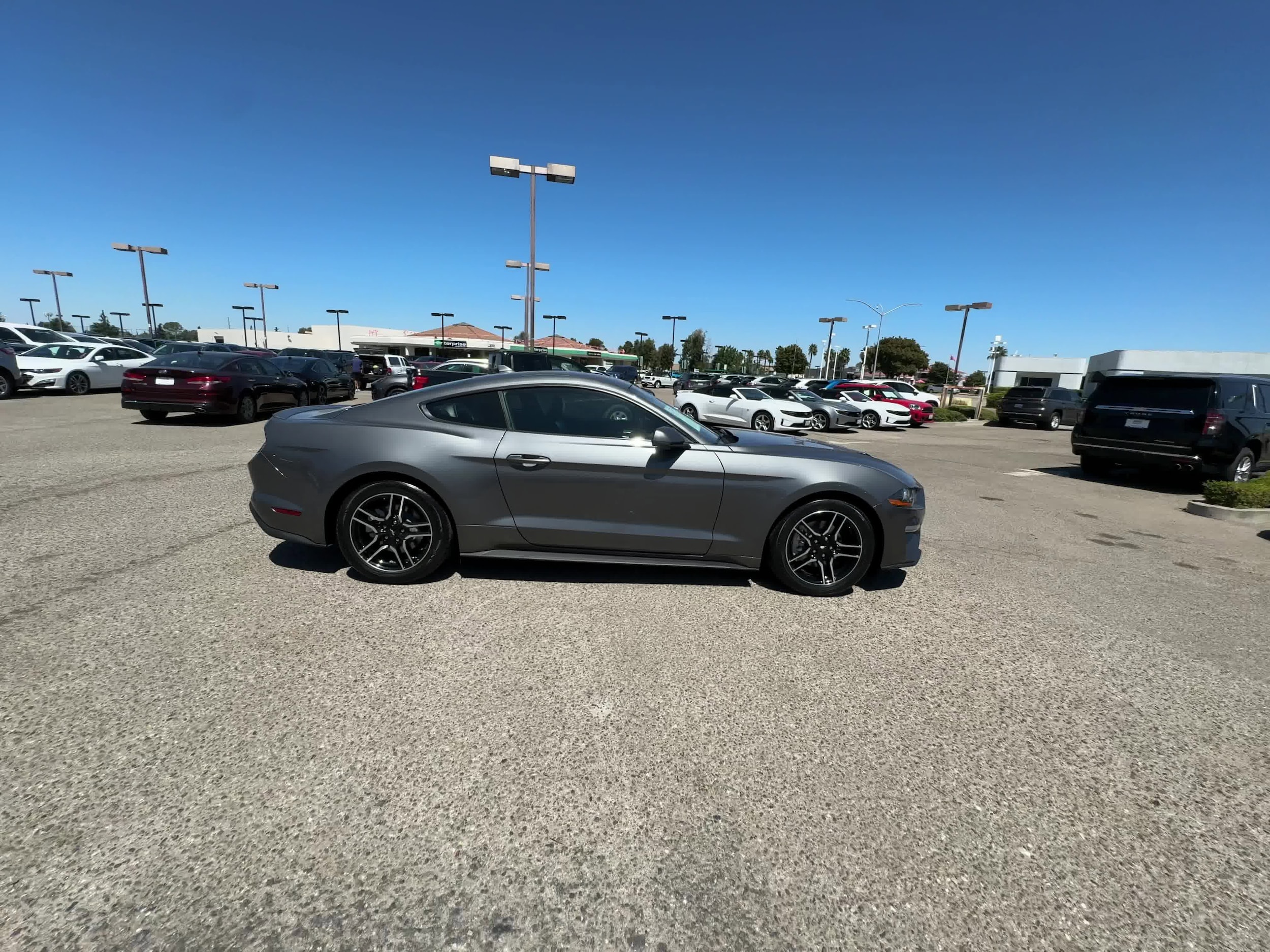 2022 Ford Mustang  8