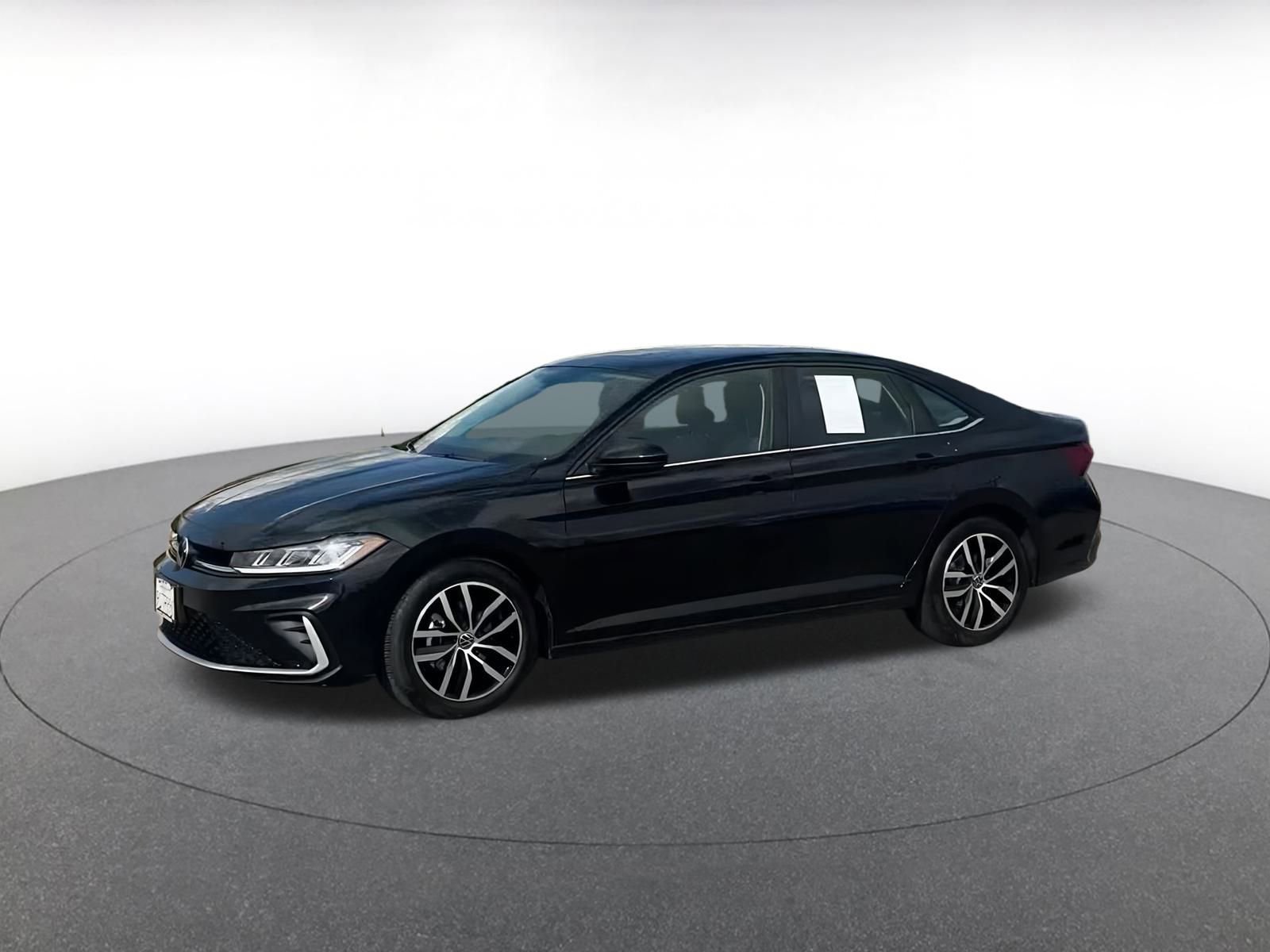 Thumbnail: 2025 Volkswagen Jetta - 14