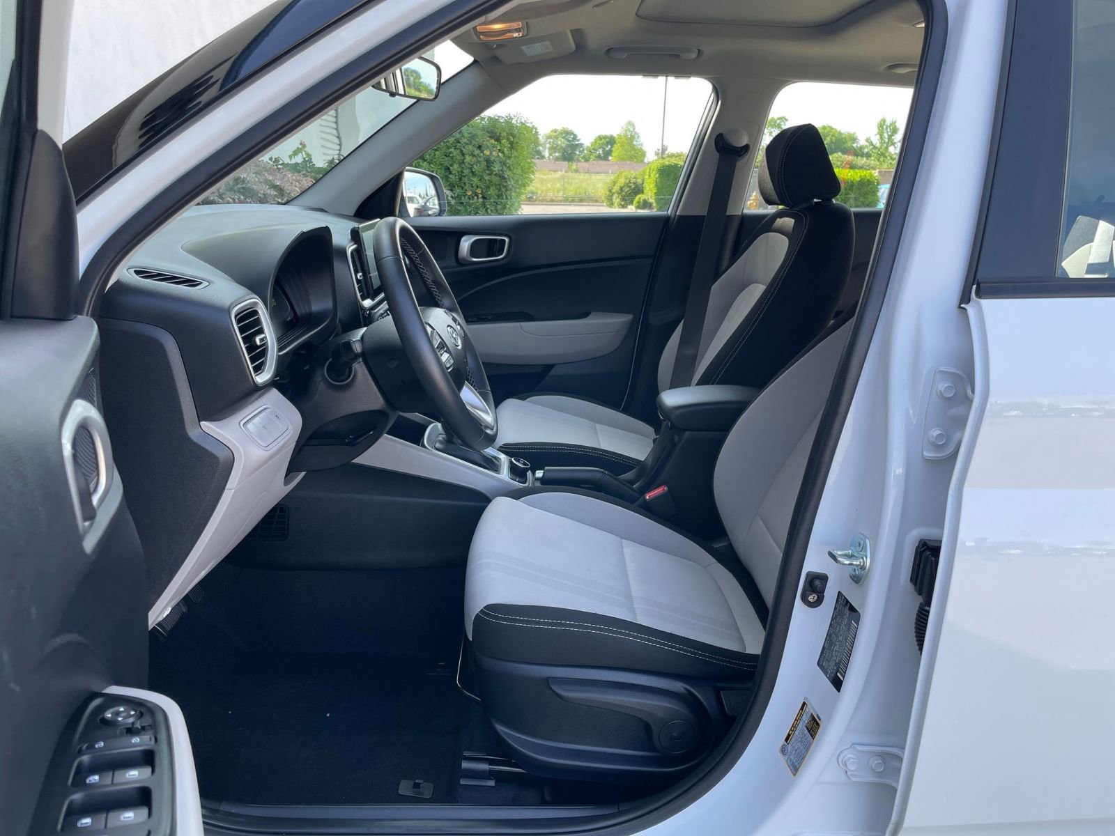 Thumbnail: 2025 Hyundai Venue - 27