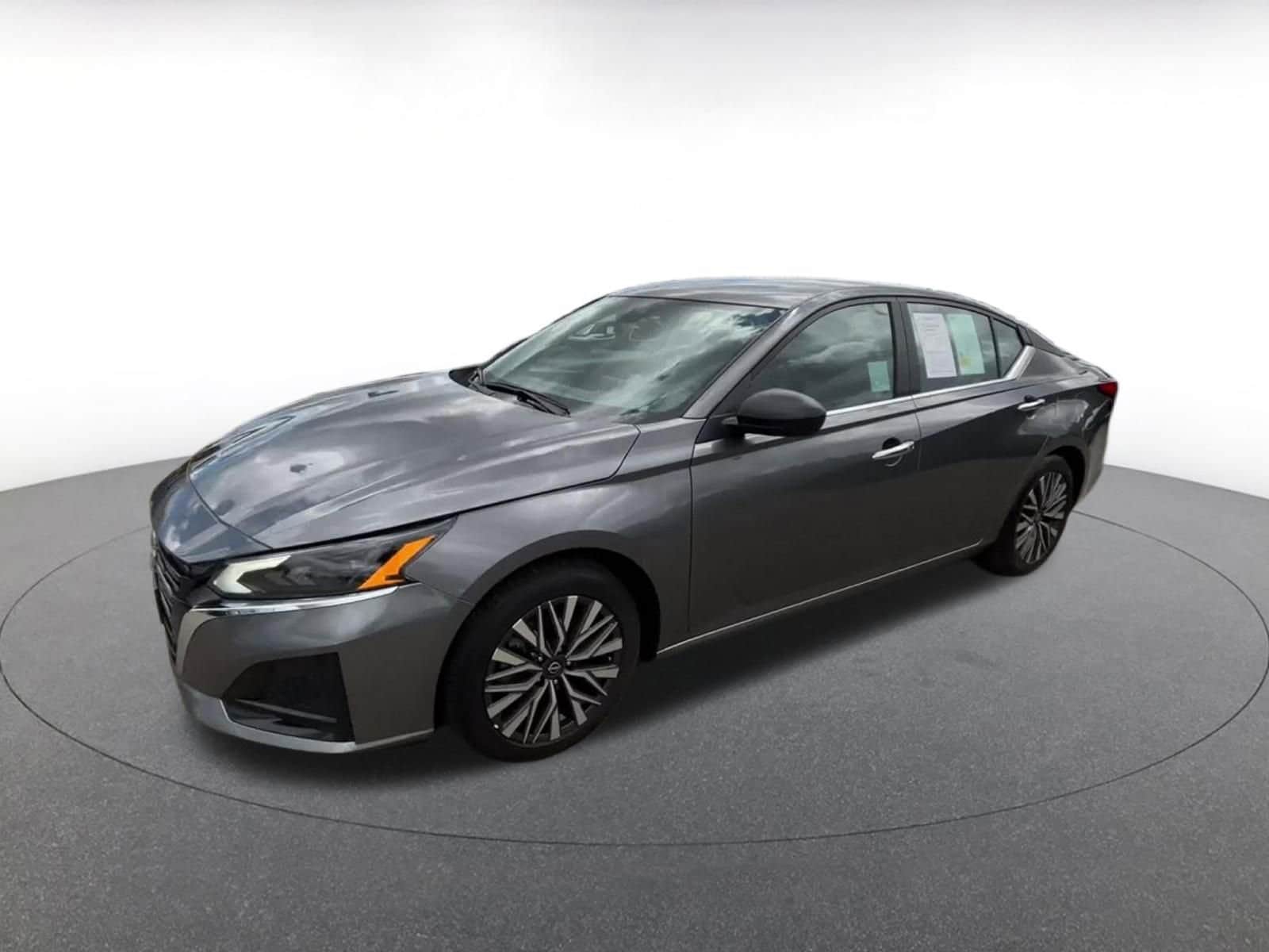 Thumbnail: 2025 Nissan Altima - 8