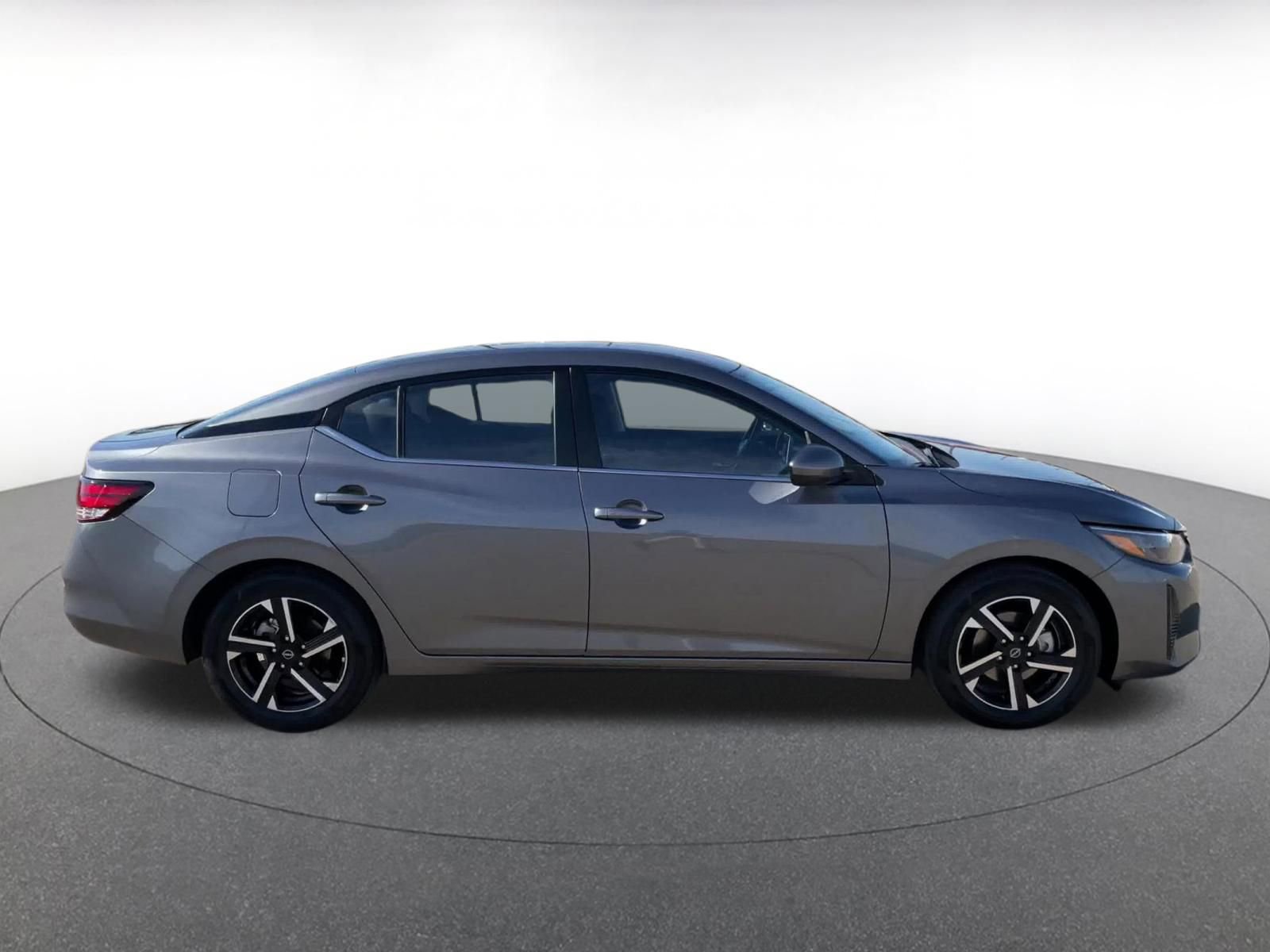 Thumbnail: 2025 Nissan Sentra - 16