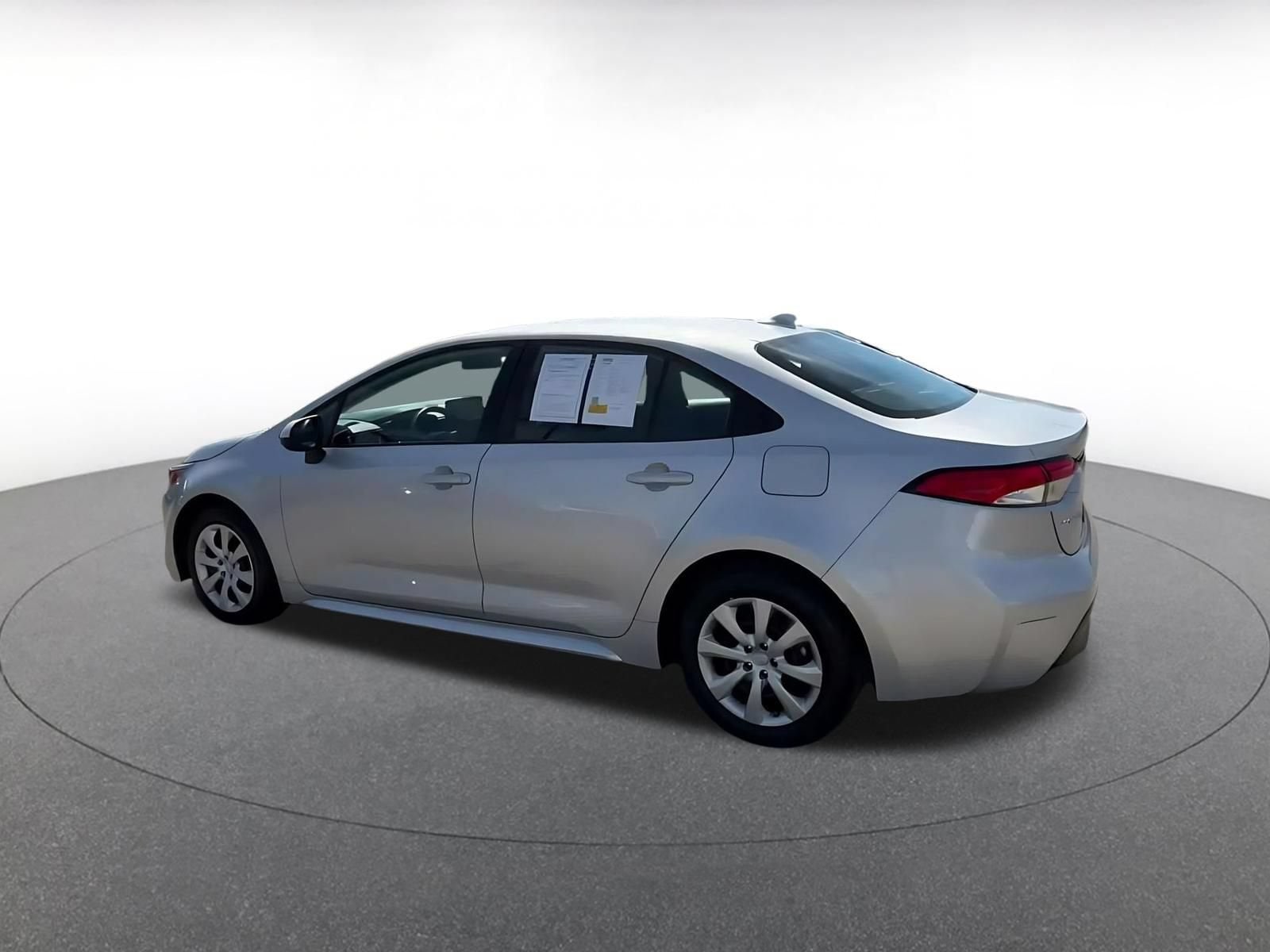 Thumbnail: 2025 Toyota Corolla - 9