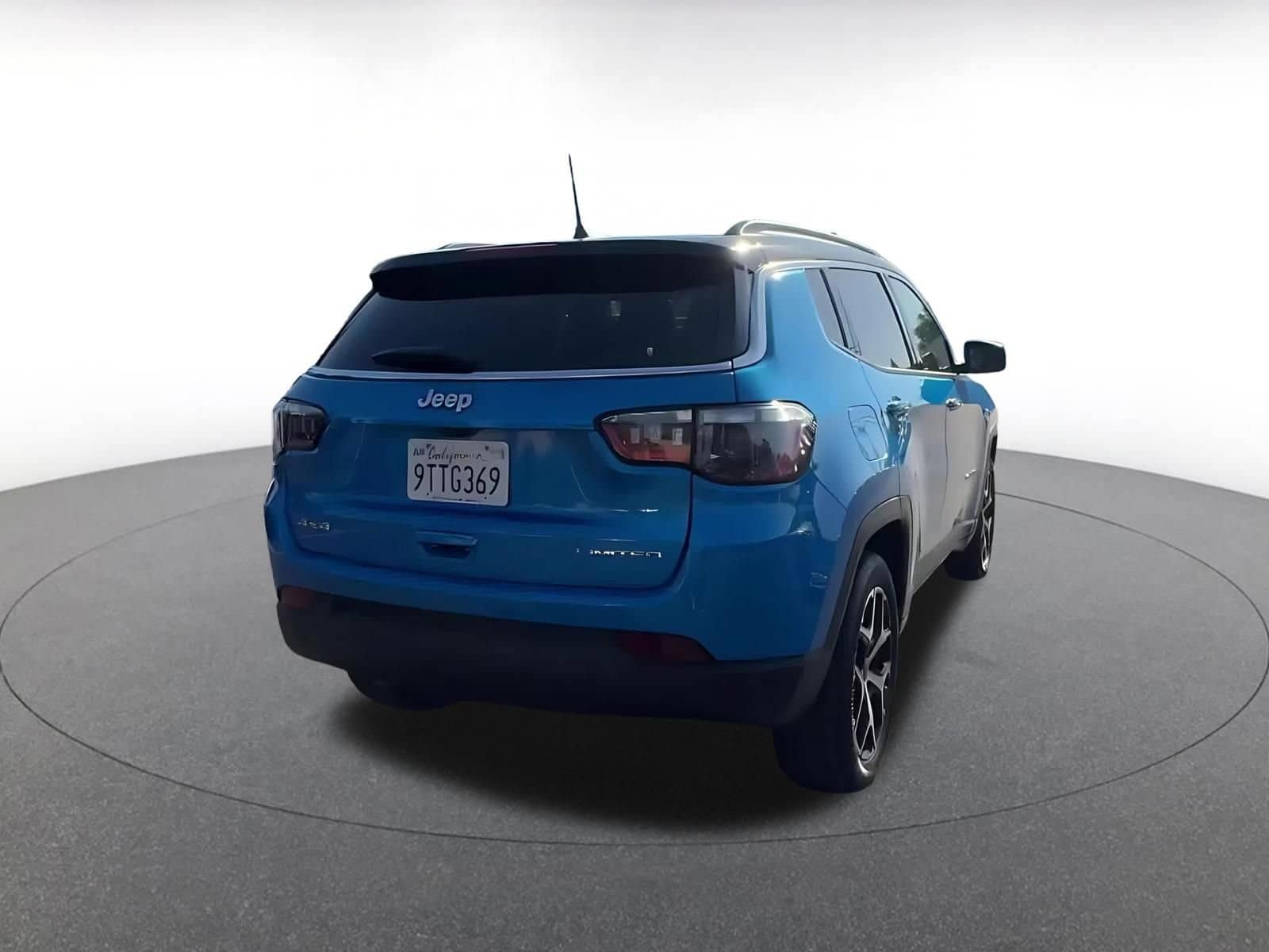 Thumbnail: 2025 Jeep Compass - 15