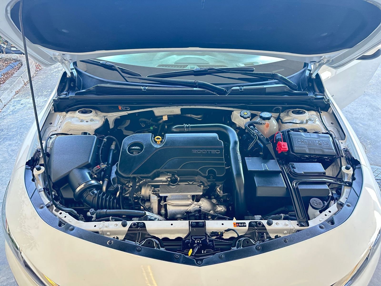 Thumbnail: 2024 Chevrolet Malibu - 32