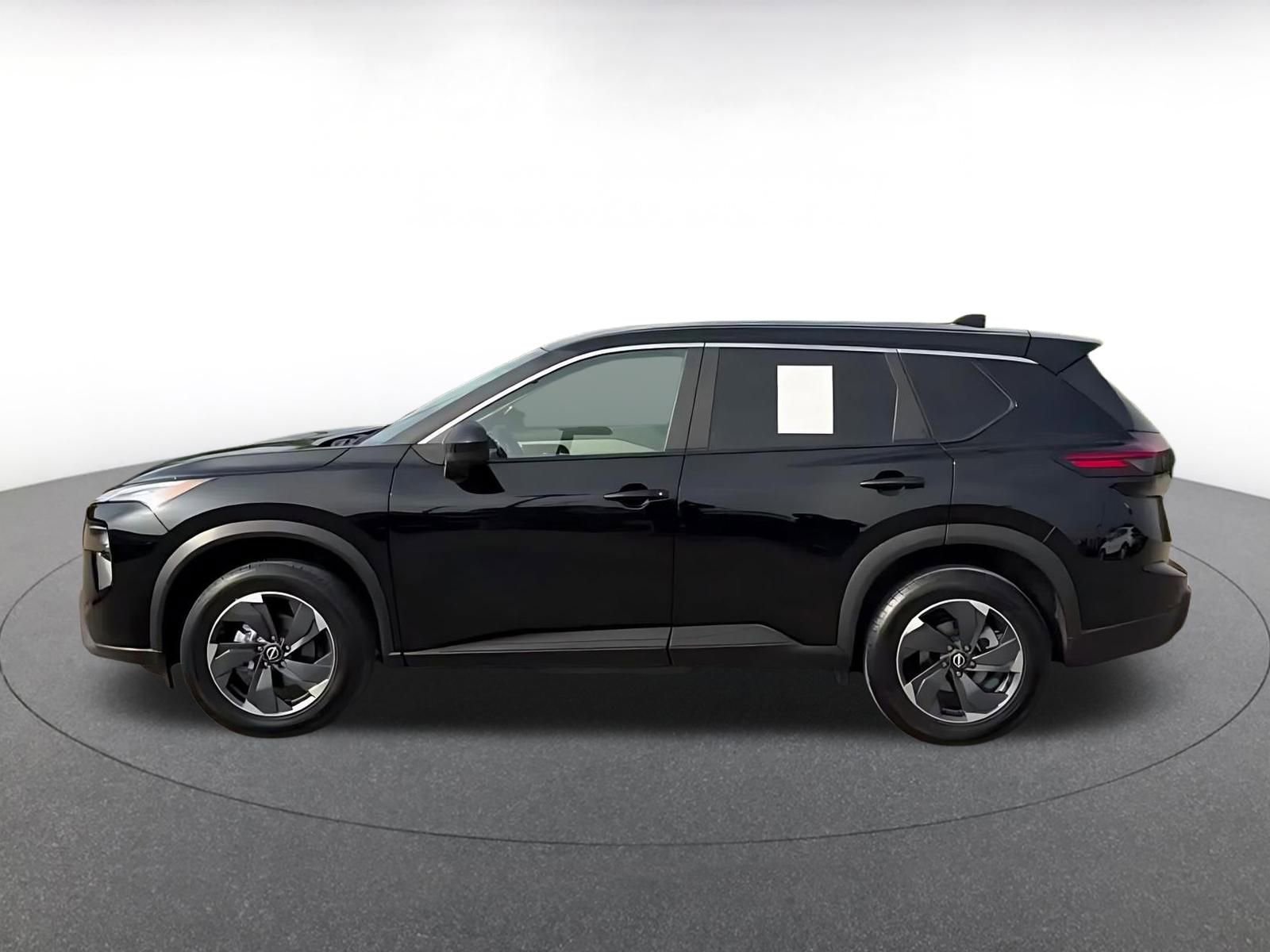 Thumbnail: 2025 Nissan Rogue - 9