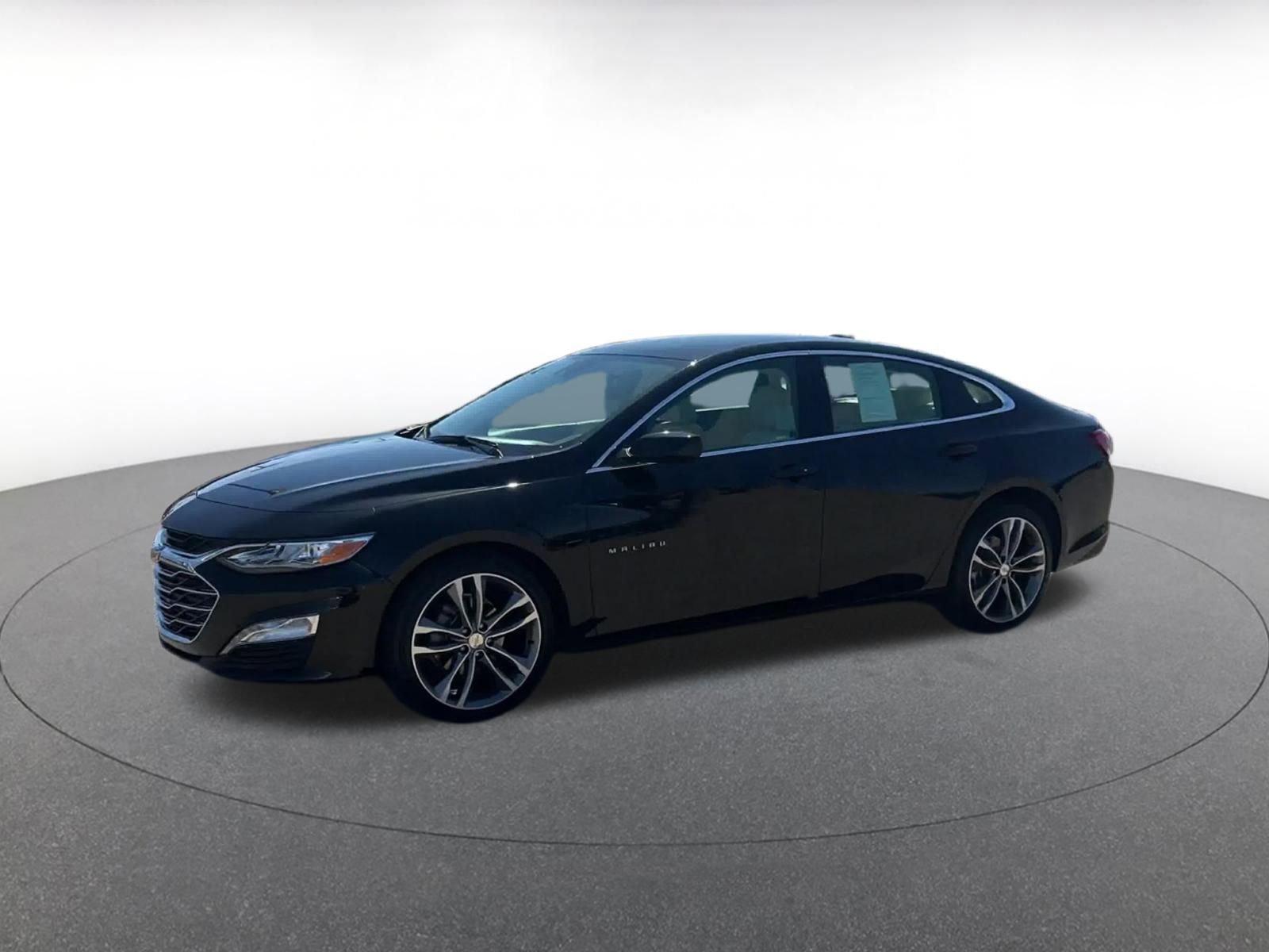 Thumbnail: 2024 Chevrolet Malibu - 8