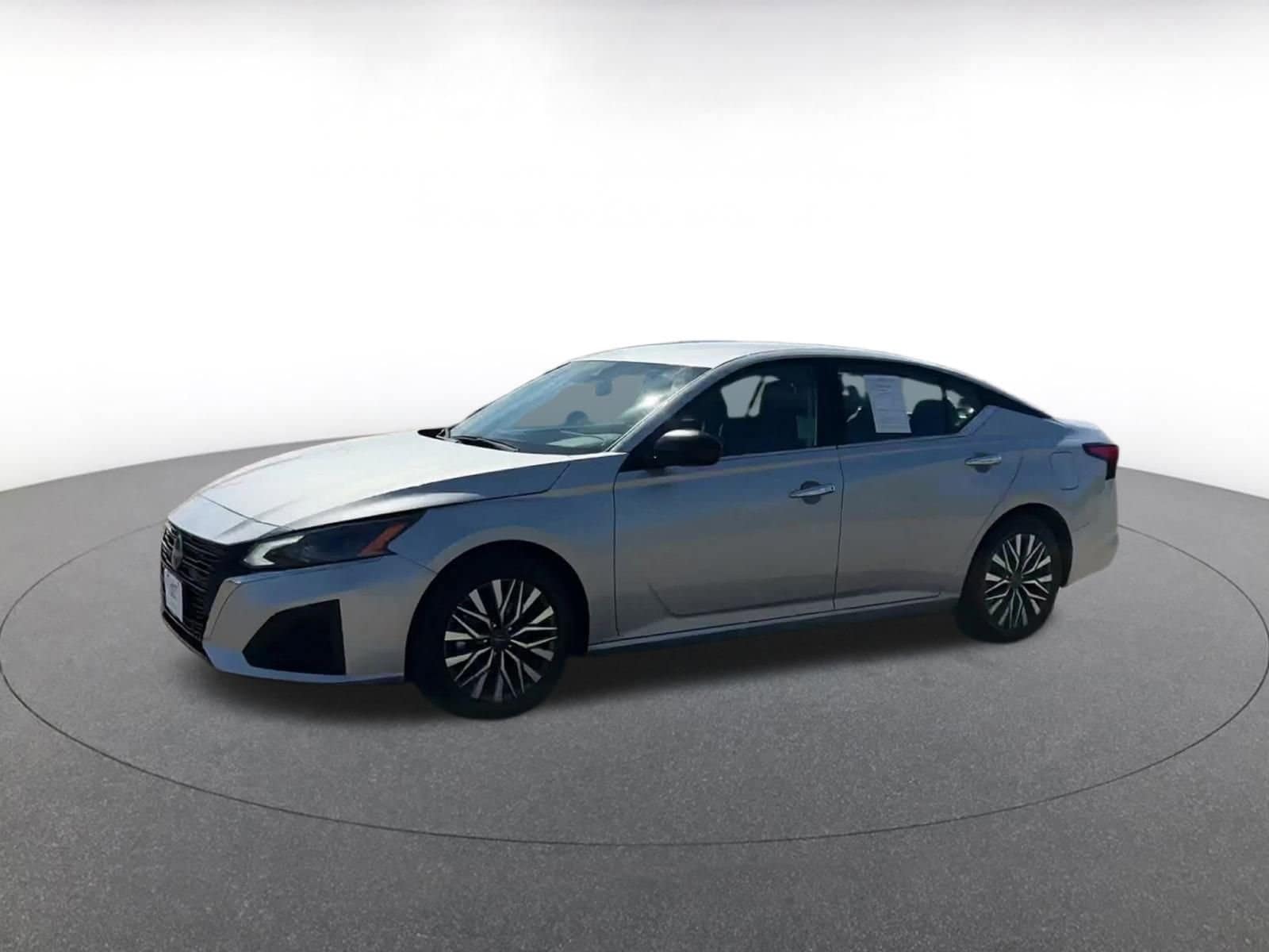 Thumbnail: 2024 Nissan Altima - 8