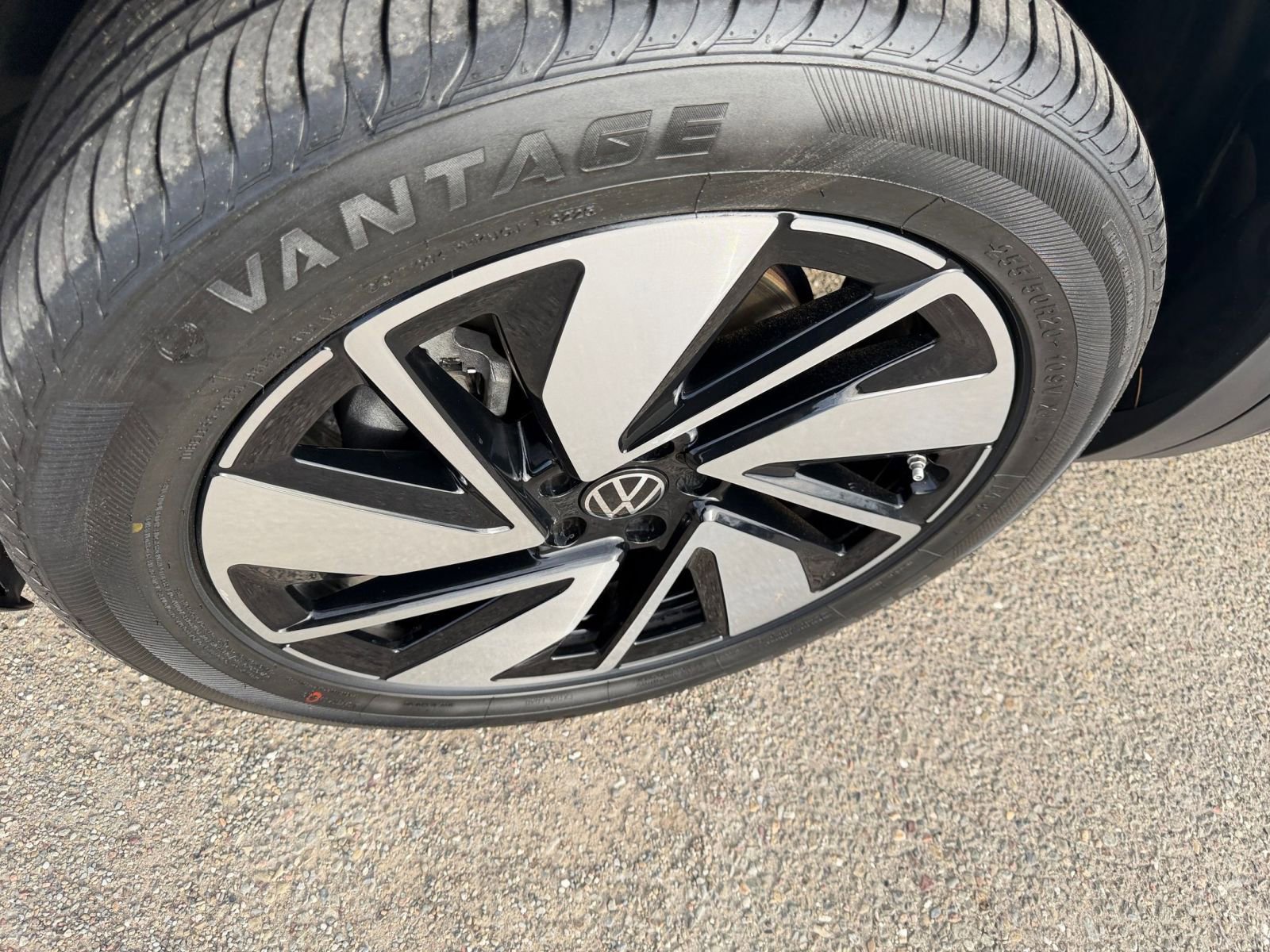 Thumbnail: 2024 Volkswagen Atlas - 33