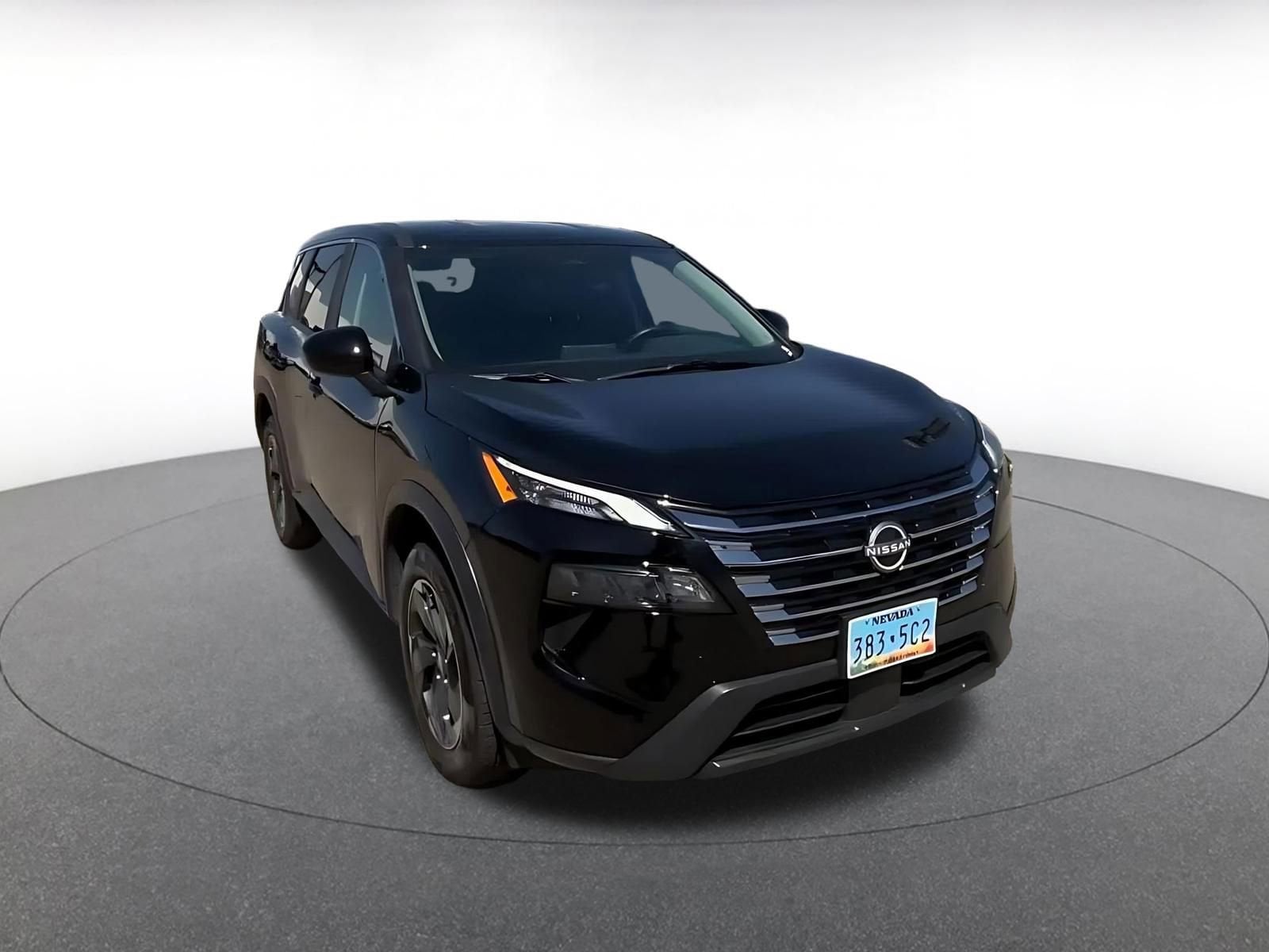 Thumbnail: 2025 Nissan Rogue - 3