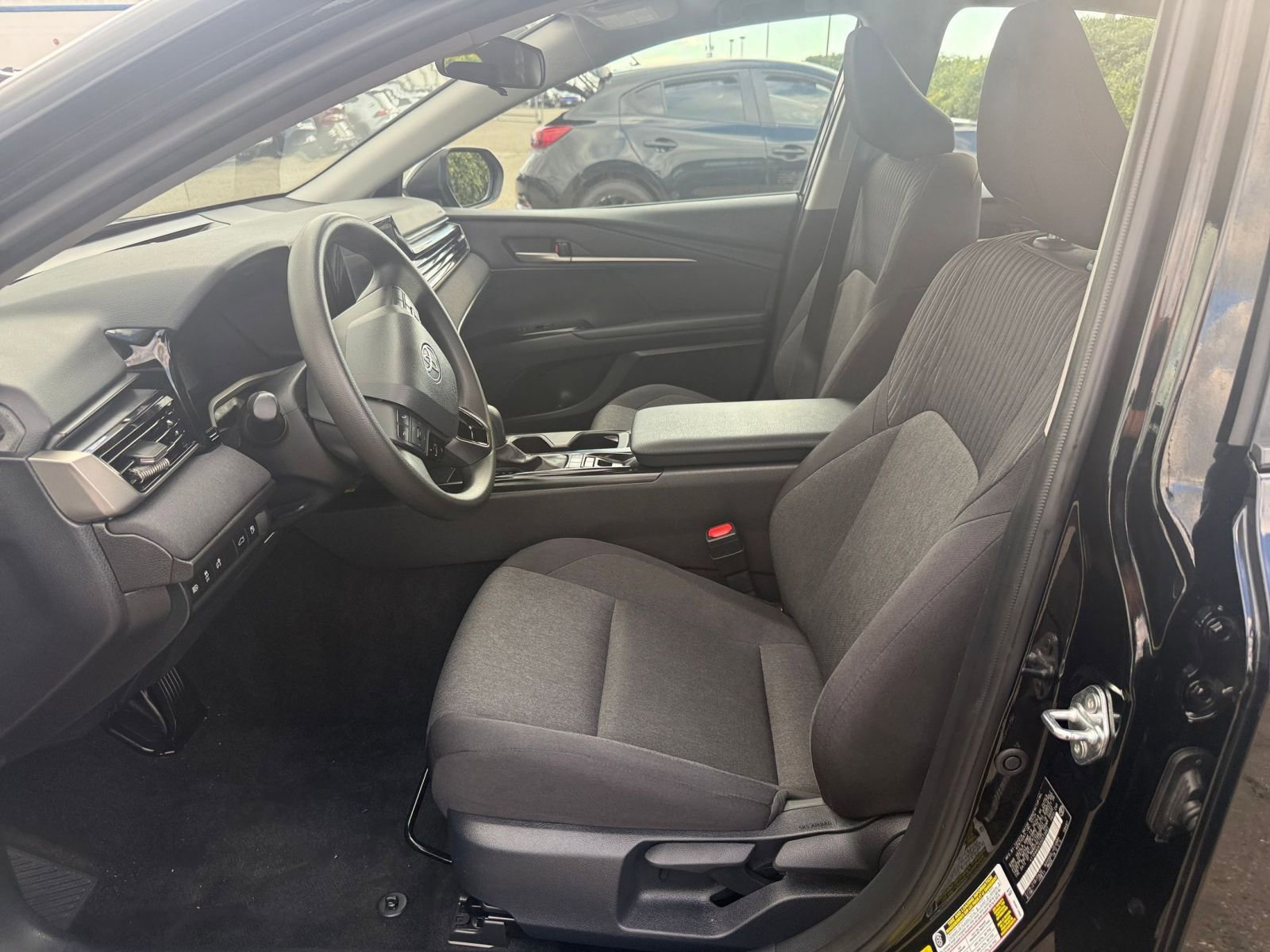 Thumbnail: 2025 Toyota Camry - 25