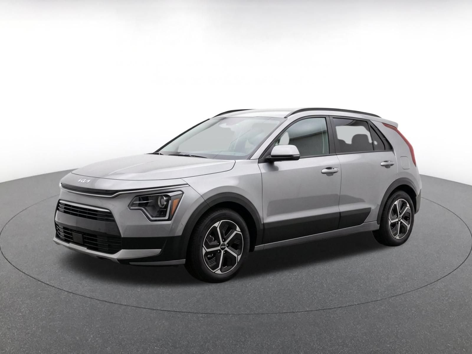 Thumbnail: 2026 Kia Niro - 3