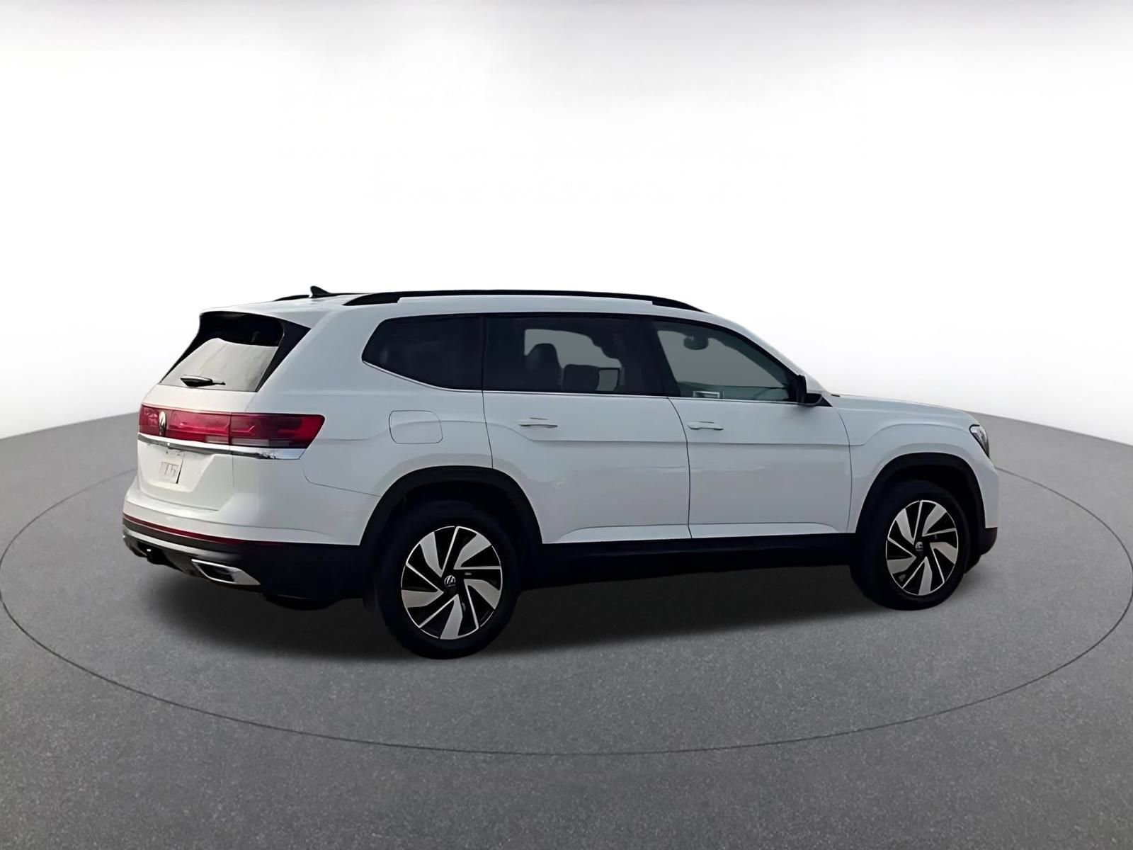 Thumbnail: 2024 Volkswagen Atlas - 15