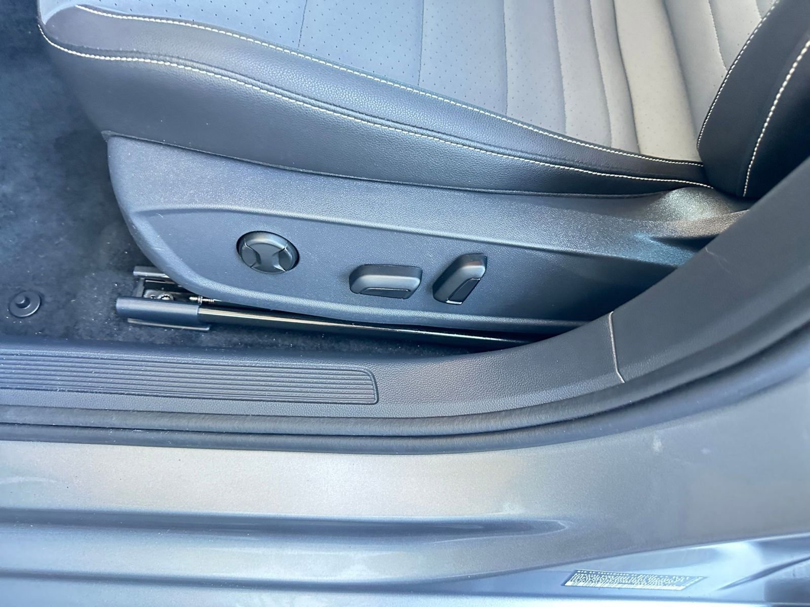 Thumbnail: 2025 Volkswagen Jetta - 23