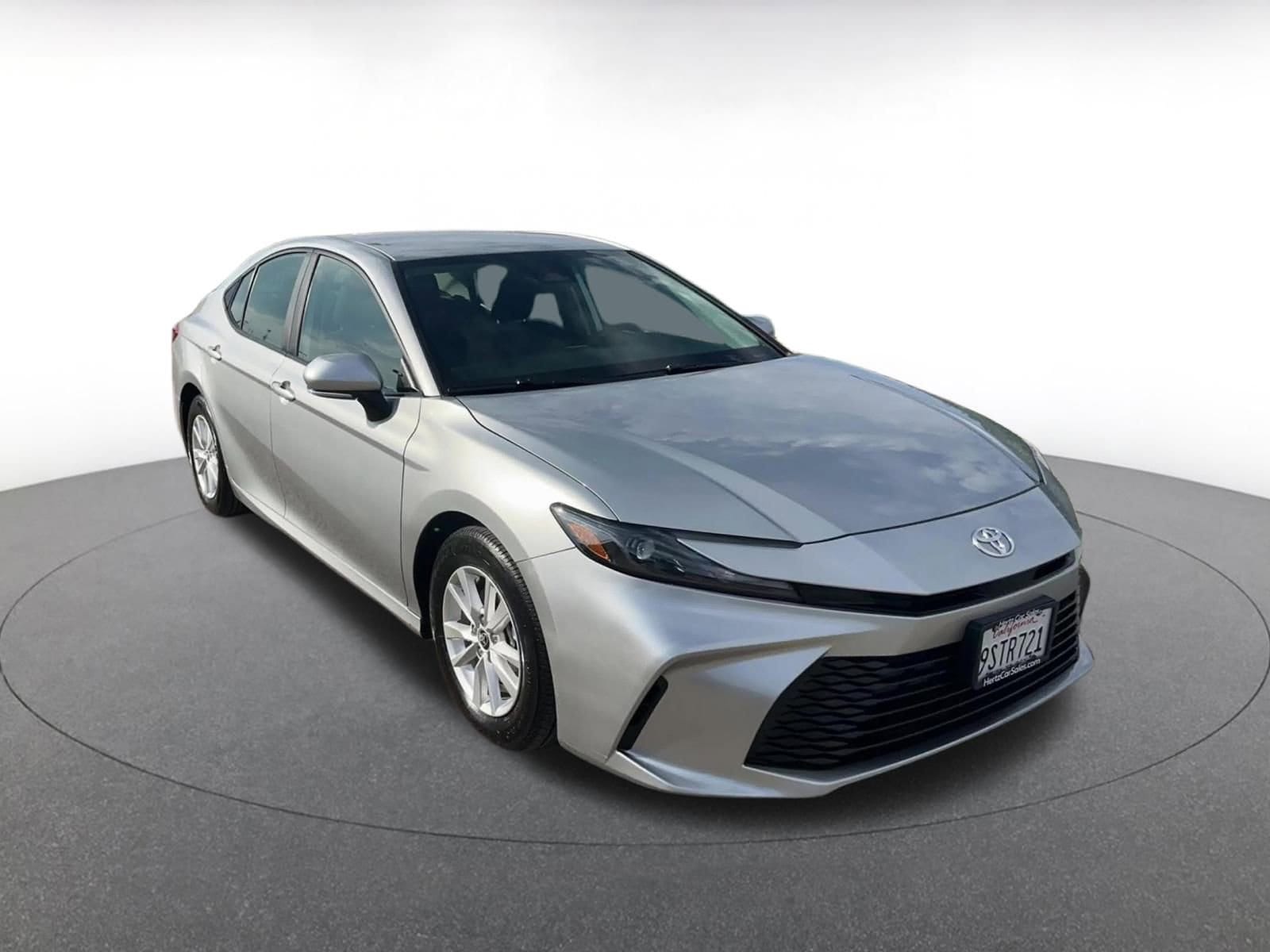 Thumbnail: 2025 Toyota Camry - 3