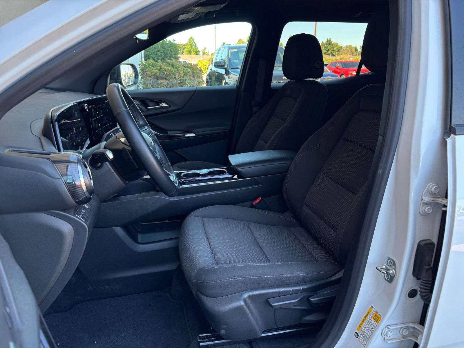 Thumbnail: 2025 Chevrolet Equinox - 35