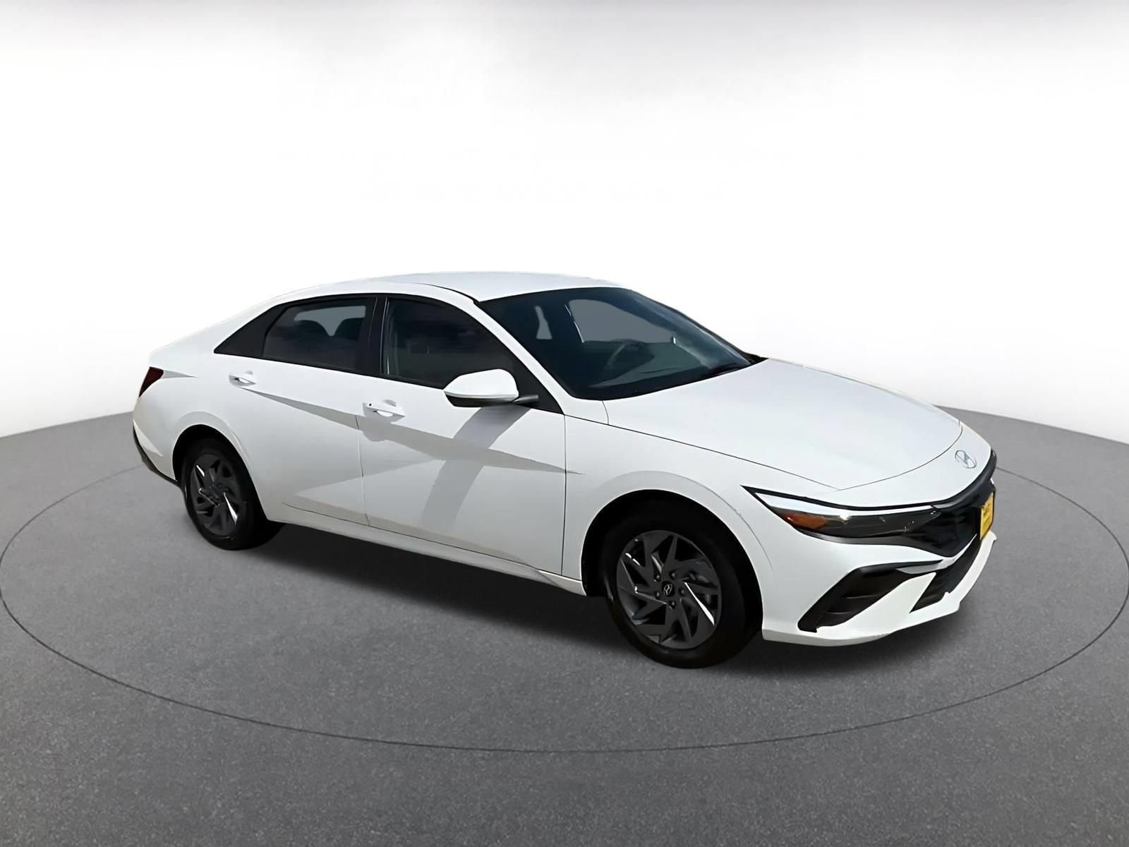 Thumbnail: 2026 Hyundai Elantra - 2