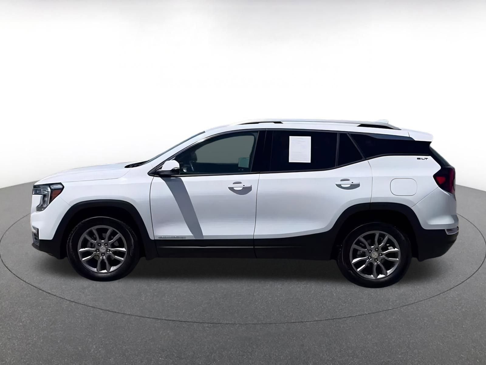 Thumbnail: 2024 GMC Terrain - 8