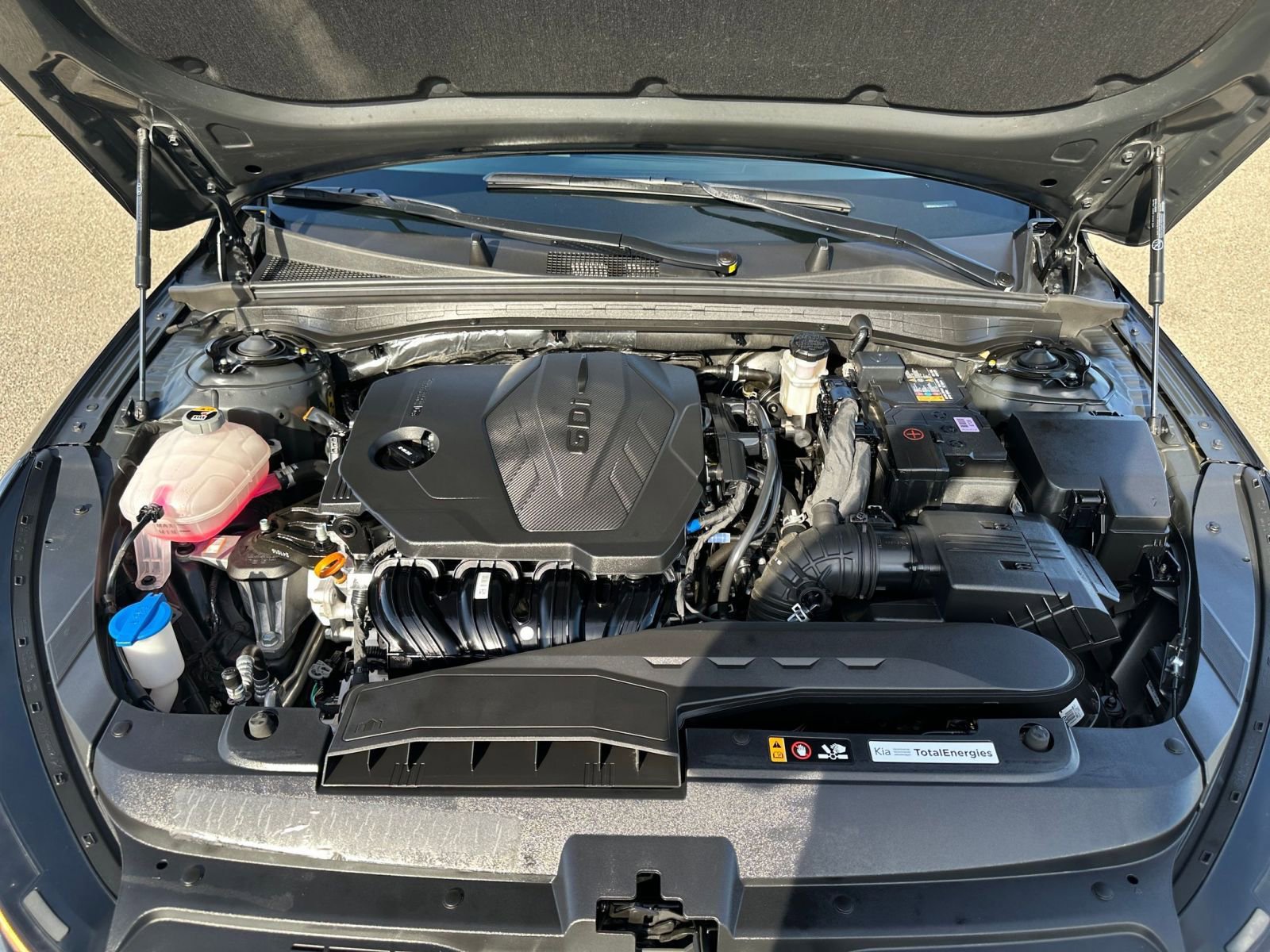 Thumbnail: 2025 Kia K5 - 33