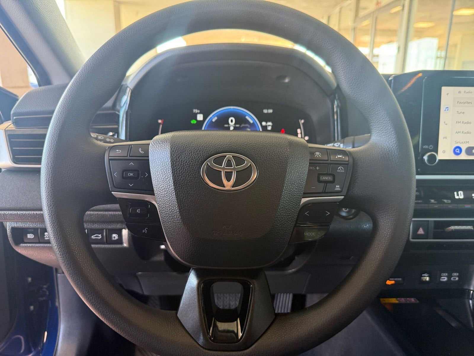 Thumbnail: 2025 Toyota Camry - 27